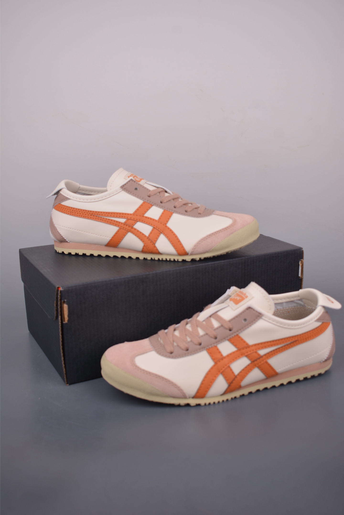 Onitsuka Tiger MEXICO 66 SLIP-ON Shoes, Fashion Sneakers for Men and Women 5 i1755214849983 2093 0 4