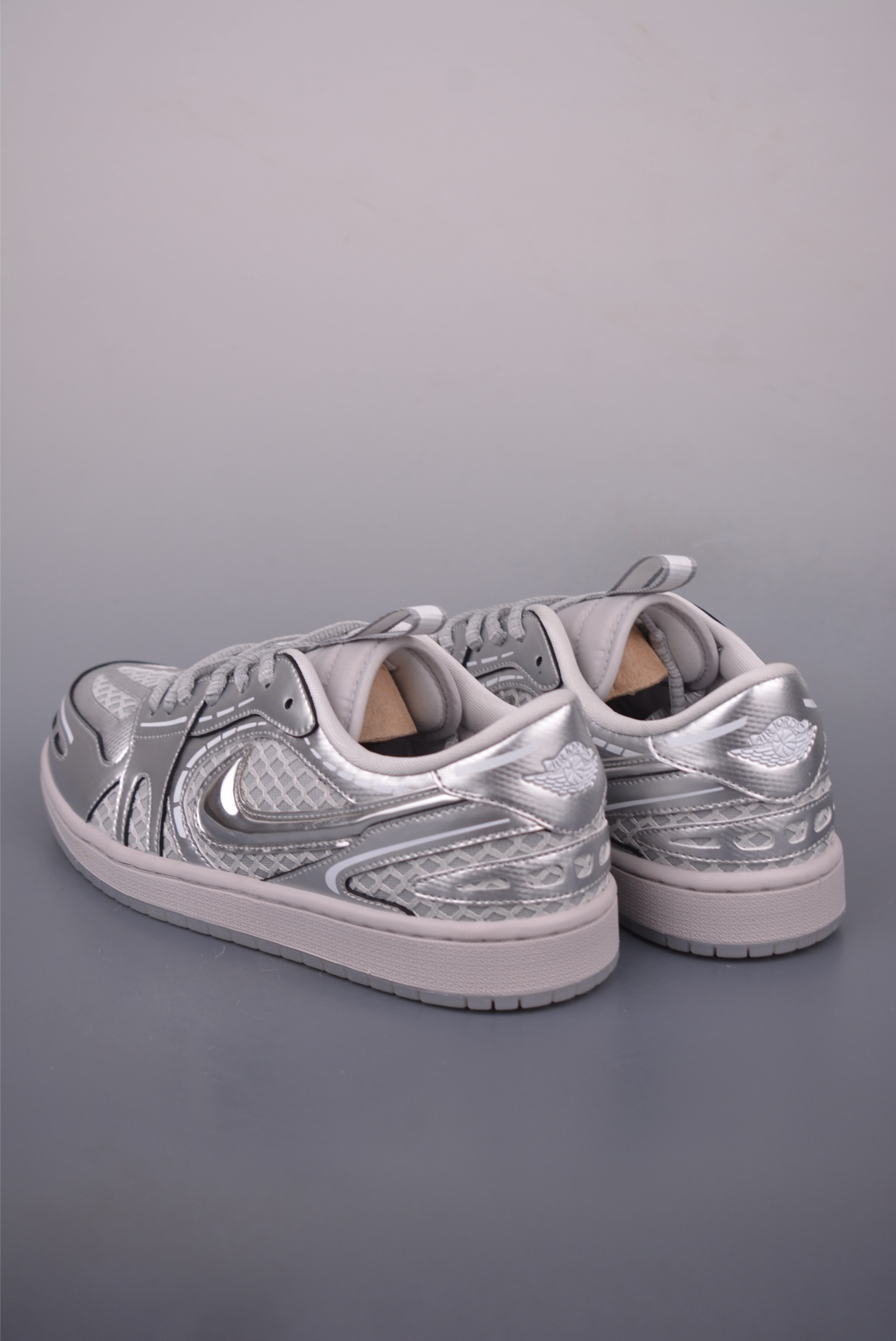 Air Jordan 1 Low 白银 AJ1乔1低帮休闲板鞋 HQ2016-002