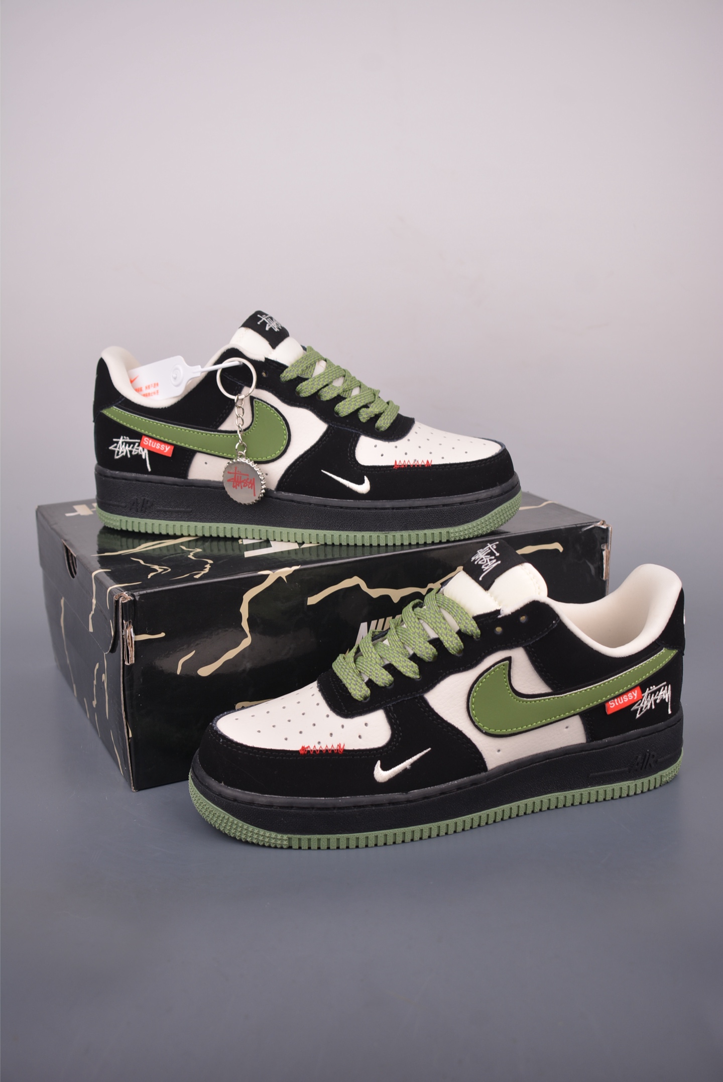 Nike Air Force 1 Low 斯图西联名 KJ1688-014