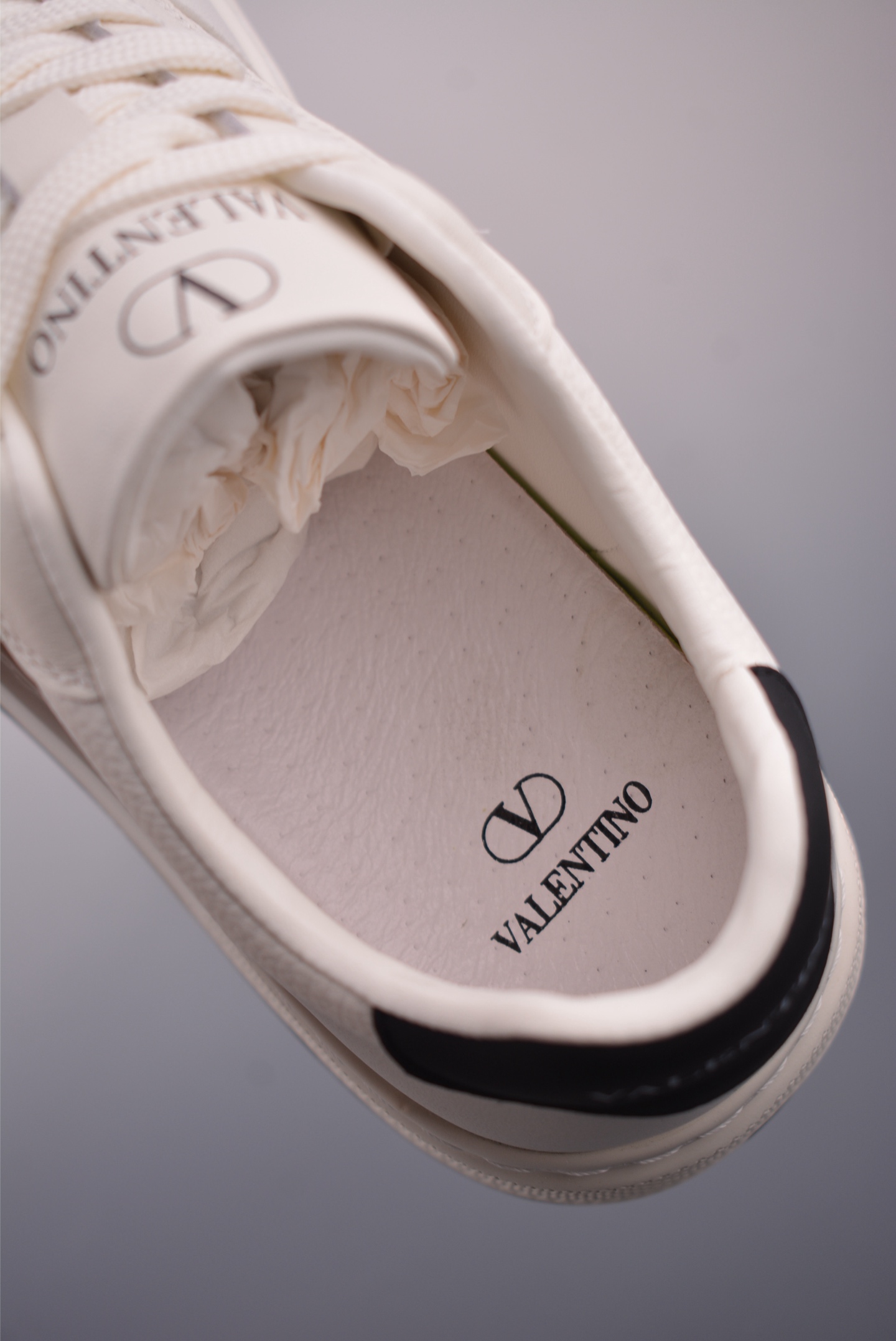 Valentino Garavani Rockstud Untitled Leather Sneakers - White, Men Size 10 i1755215734615 5045 0 8
