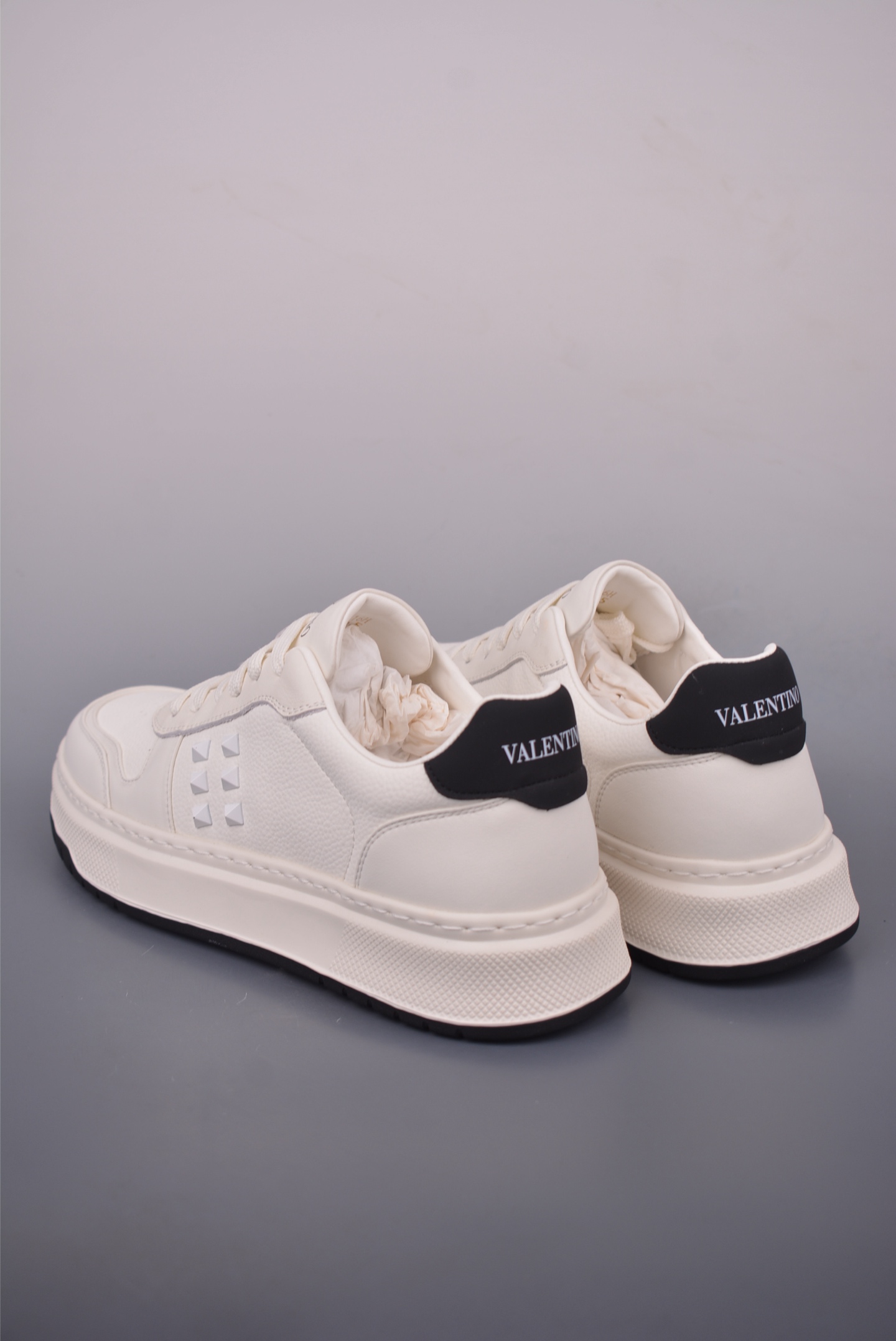 Valentino Garavani Rockstud Untitled Leather Sneakers - White, Men Size 3 i1755215739310 5593 0 1