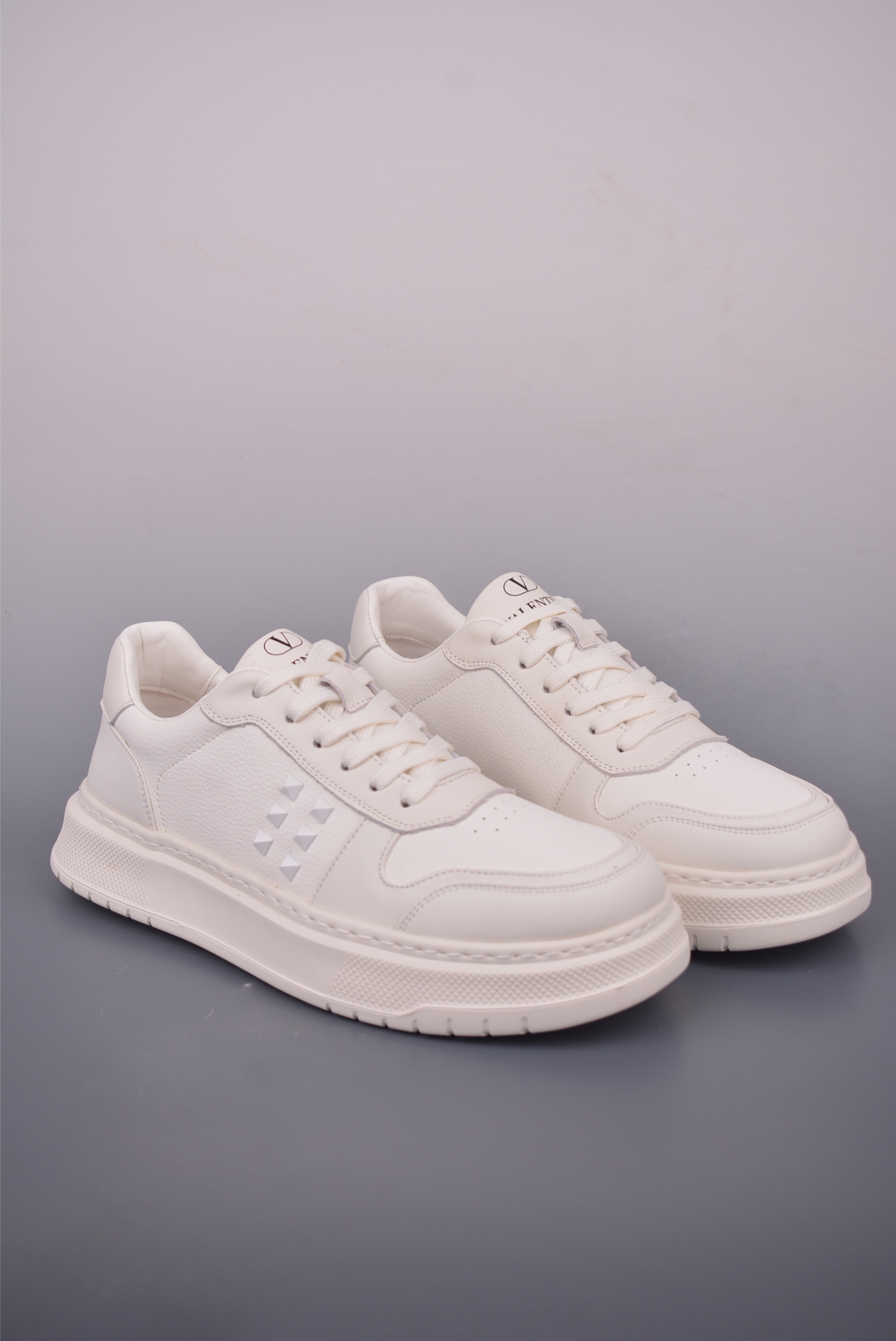 Valentino Rockstud Untitled White Leather Sneakers - Iconic Fashion Statement 2 i1755215769253 4601 0 0