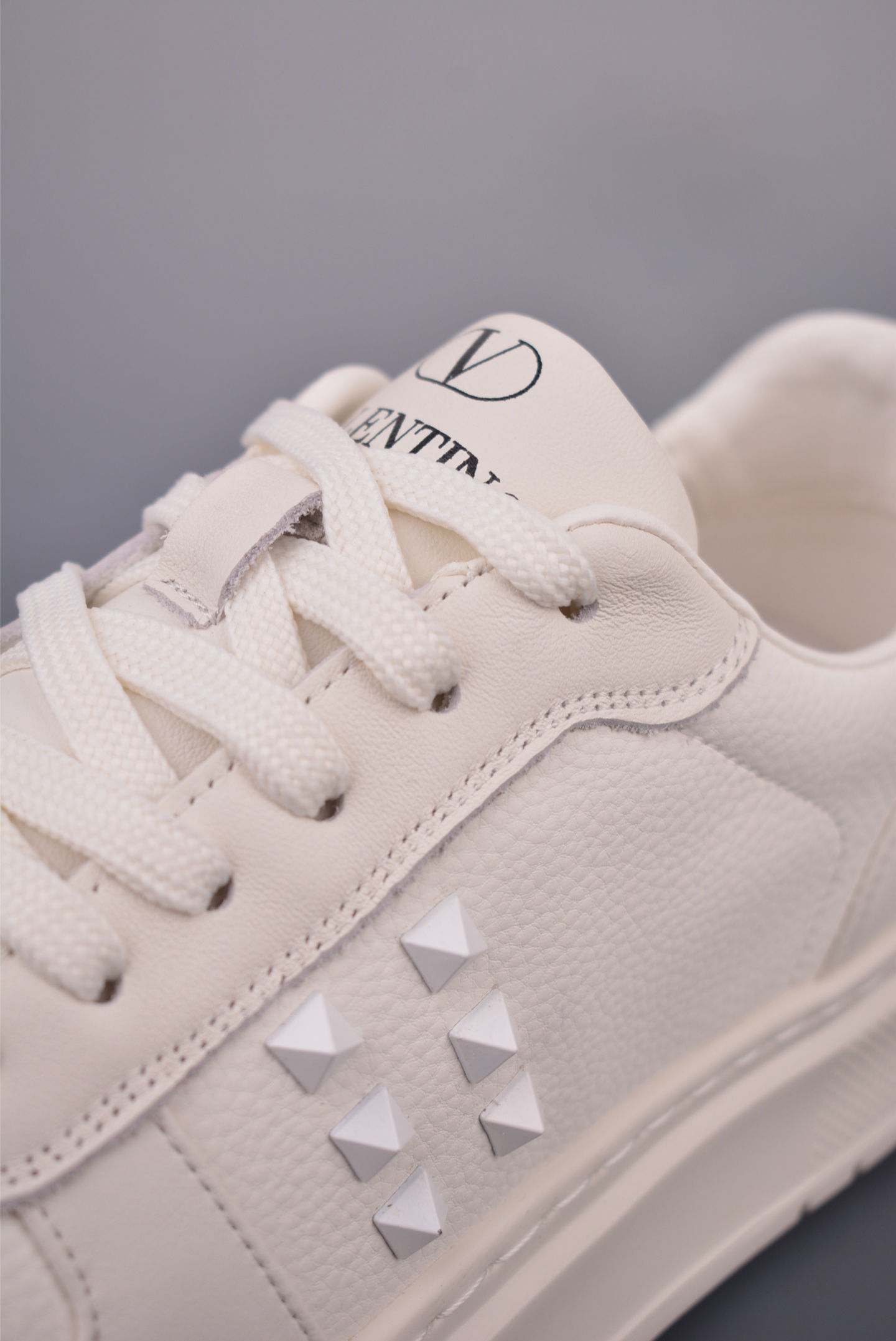 Valentino Rockstud Untitled White Leather Sneakers - Iconic Fashion Statement 8 i1755215771549 4511 0 6