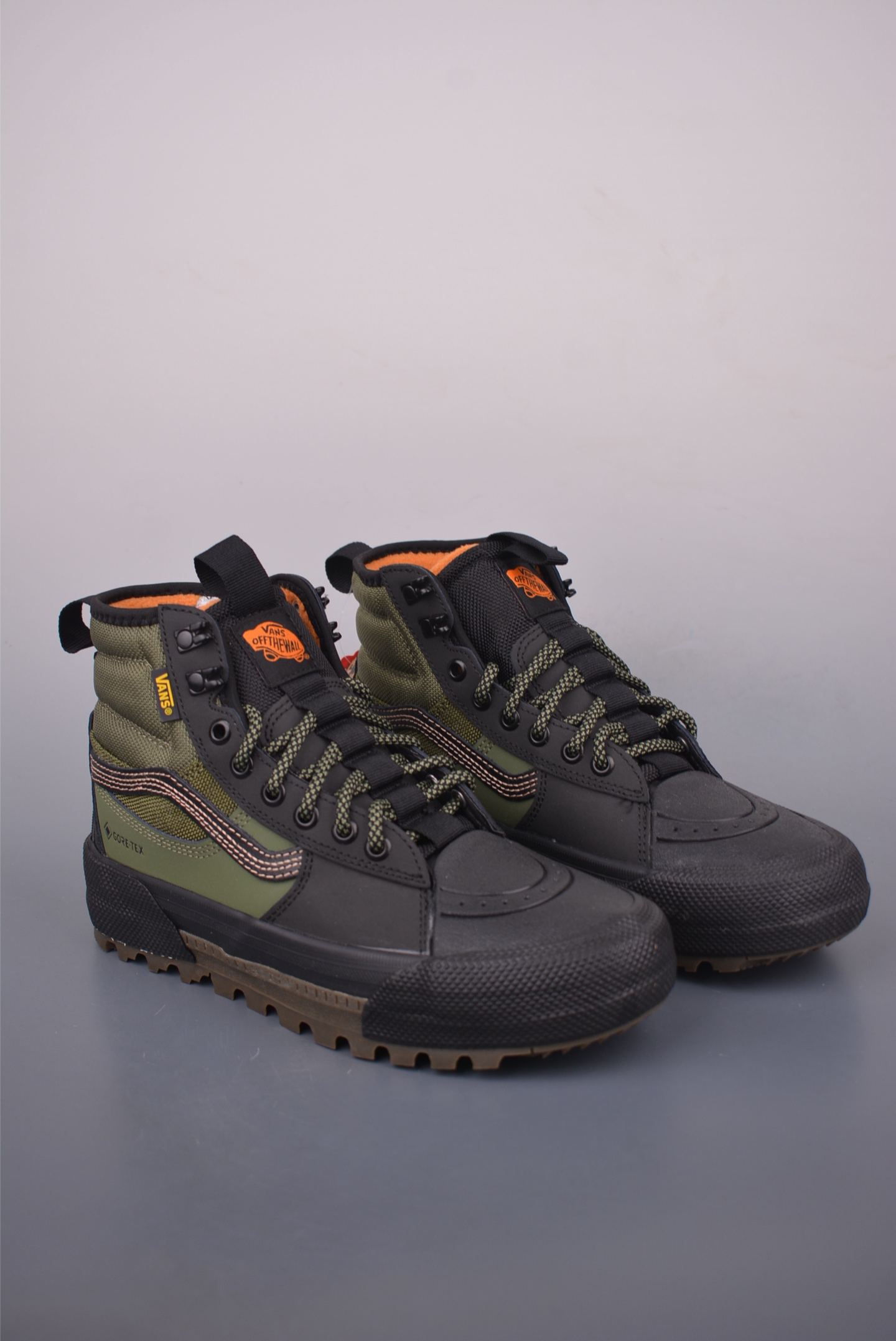 Vans SK8-Hi GORE-TEX MTE-3 All-Weather High-Top Boots for Outdoor Adventures 1 i1755215924979 1966 0 0