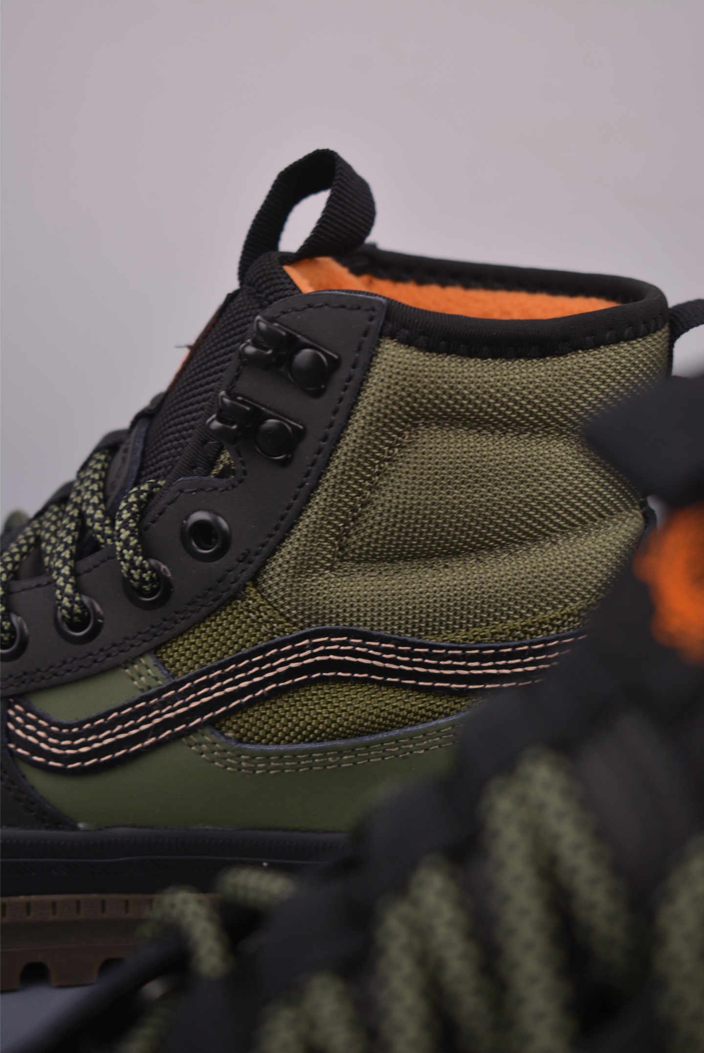 Vans SK8-Hi GORE-TEX MTE-3 All-Weather High-Top Boots for Outdoor Adventures 8 i1755215929172 5212 0 7