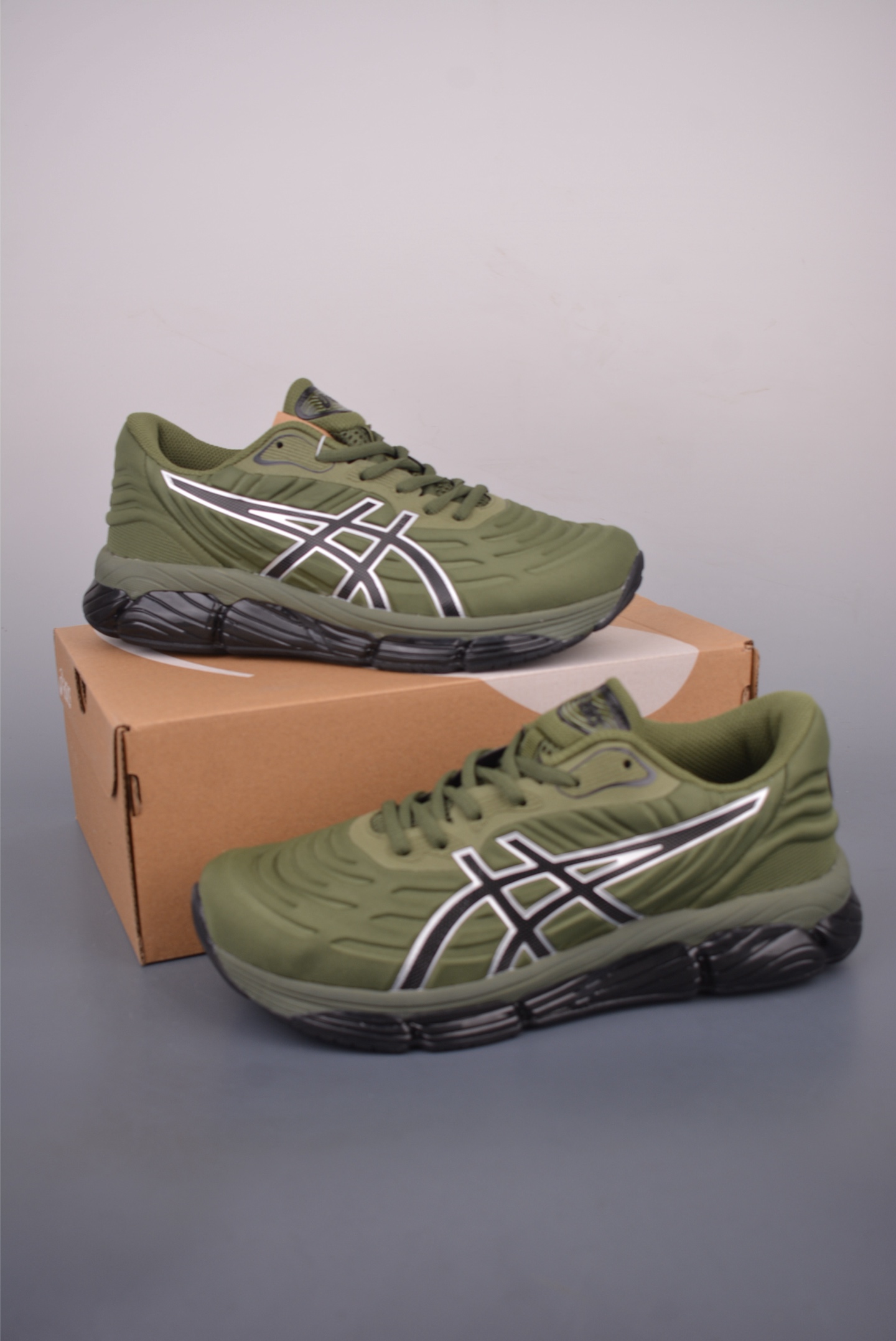 190 Asics Gel-QUANTUM 360 VIII 亚瑟士运动休闲透气专业跑鞋 1203A593-004