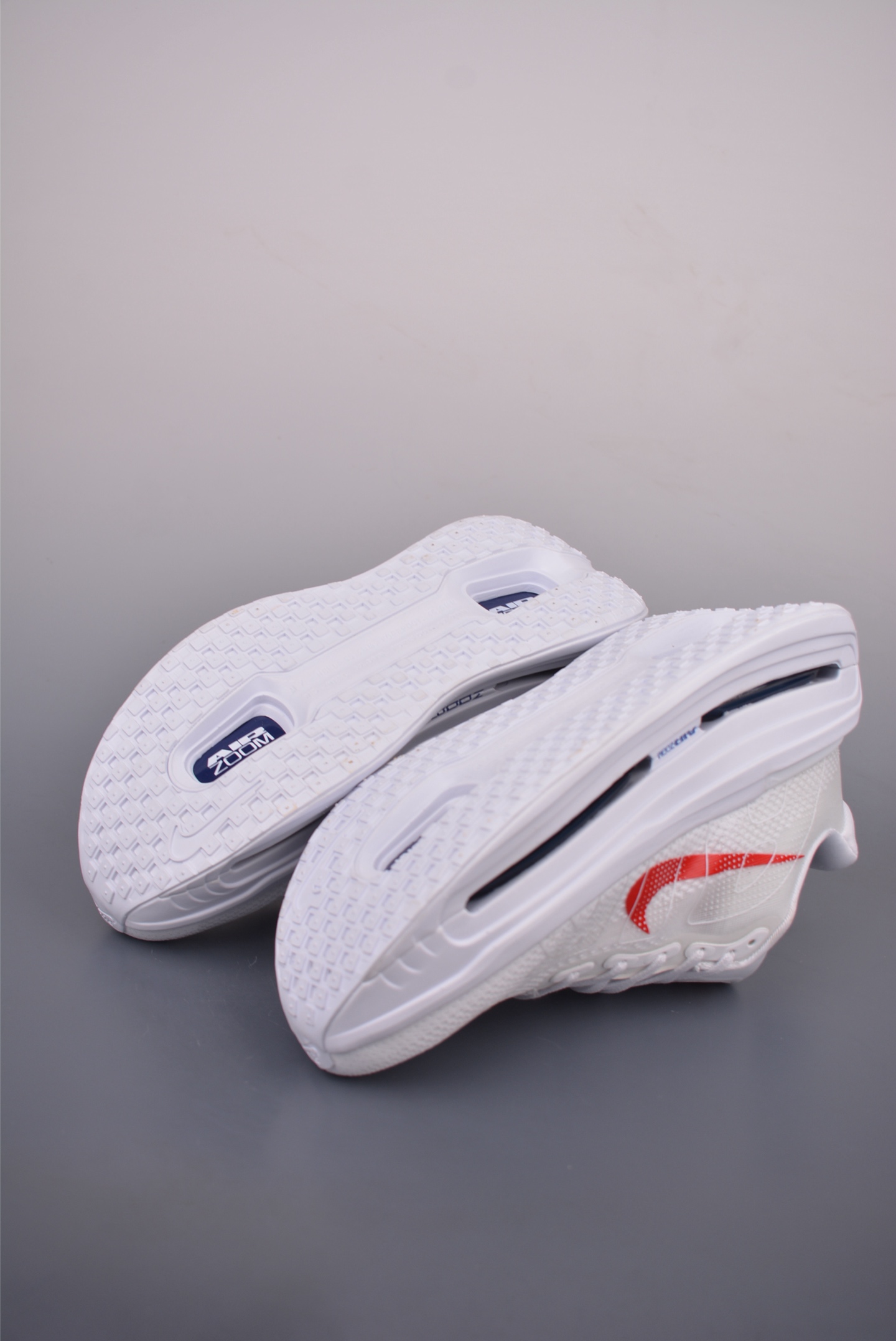 Nike Vomero premium Air气垫40周年 舒适百搭防滑耐磨 支撑缓震低帮 休闲跑步鞋 HQ2050-718