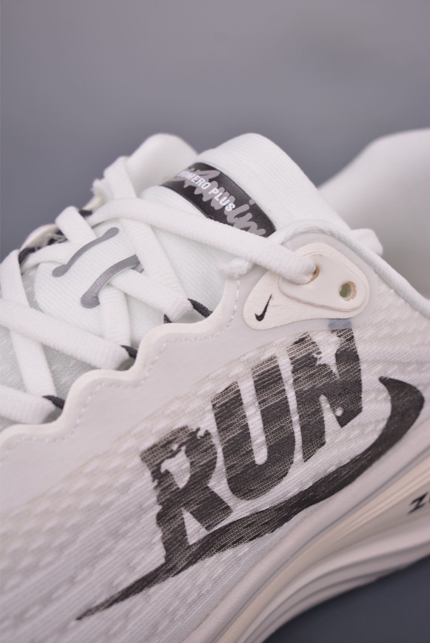 Nike Air Zoom Vomero Plus IH2268