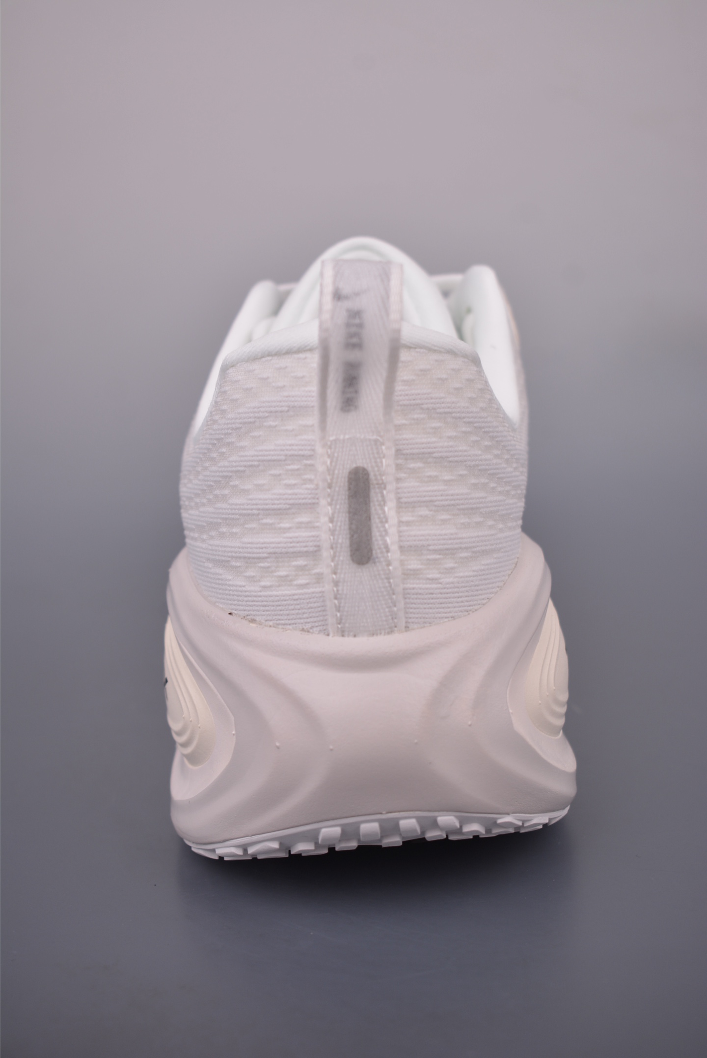 Nike Air Zoom Vomero Plus IH2268