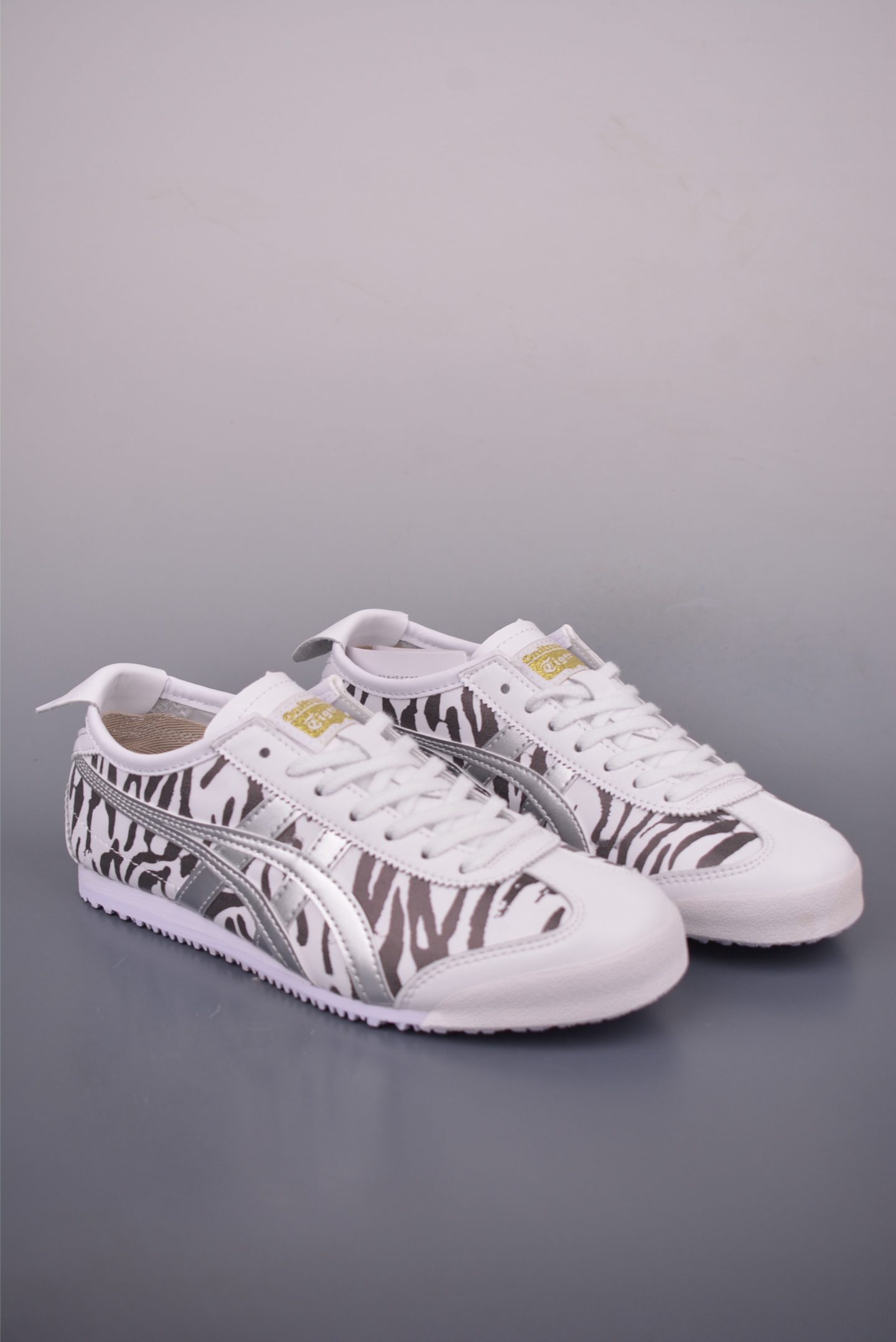 Onitsuka Tiger Unisex Mexico 66 Slip-On Sneakers - Zebra Print, Lightweight 2 i1755294831806 5473 0 0