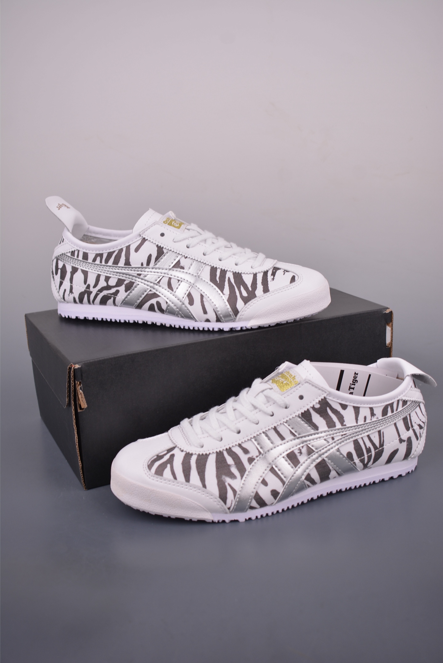 Onitsuka Tiger Unisex Mexico 66 Slip-On Sneakers - Zebra Print, Lightweight 6 i1755294839282 1781 0 4