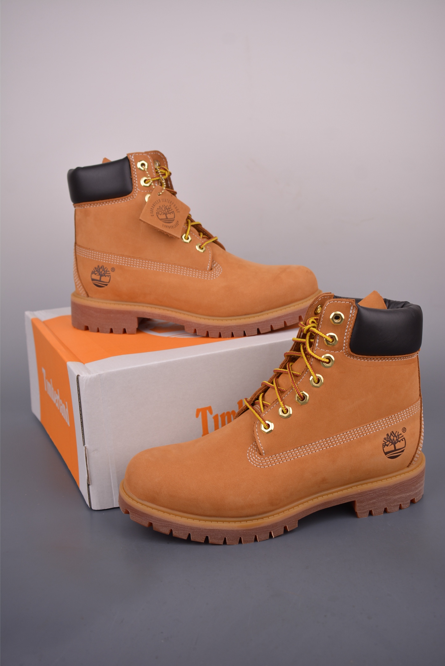 Timberland Classic Wheat Nubuck Leather Boots for Men and Women 6 i1755296492802 8138 0 4