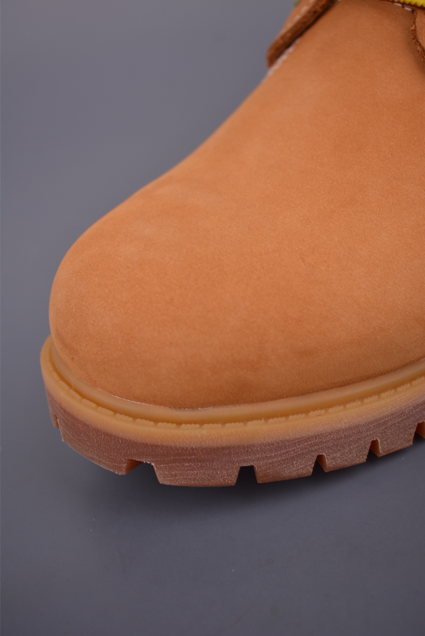 Timberland Classic Wheat Nubuck Leather Boots for Men and Women 7 i1755296494524 9884 0 5