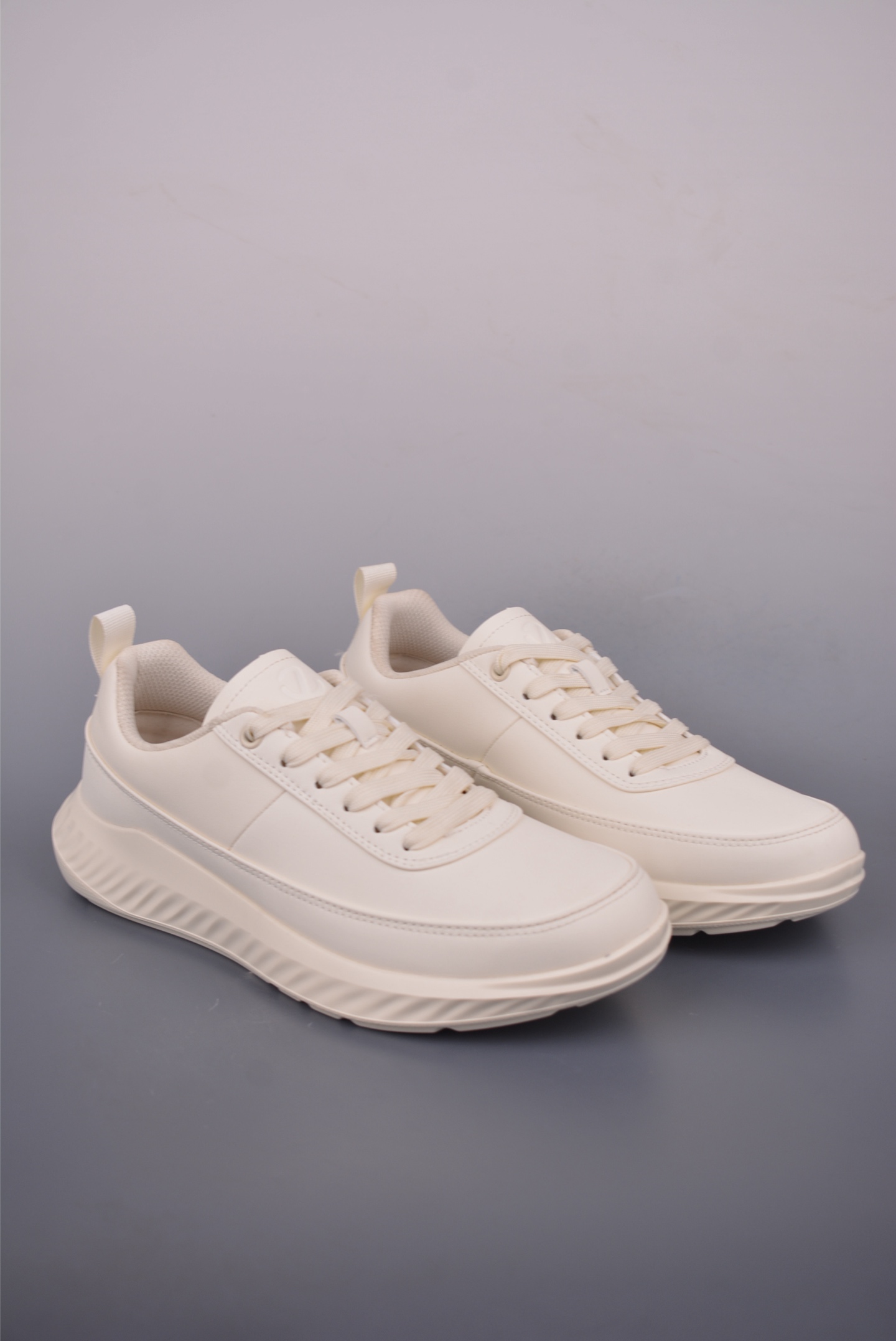 ECCO Men's BIOM Lightweight Leather Sneakers, Comfortable Walking Shoes 1 i1755296706930 1033 0 0