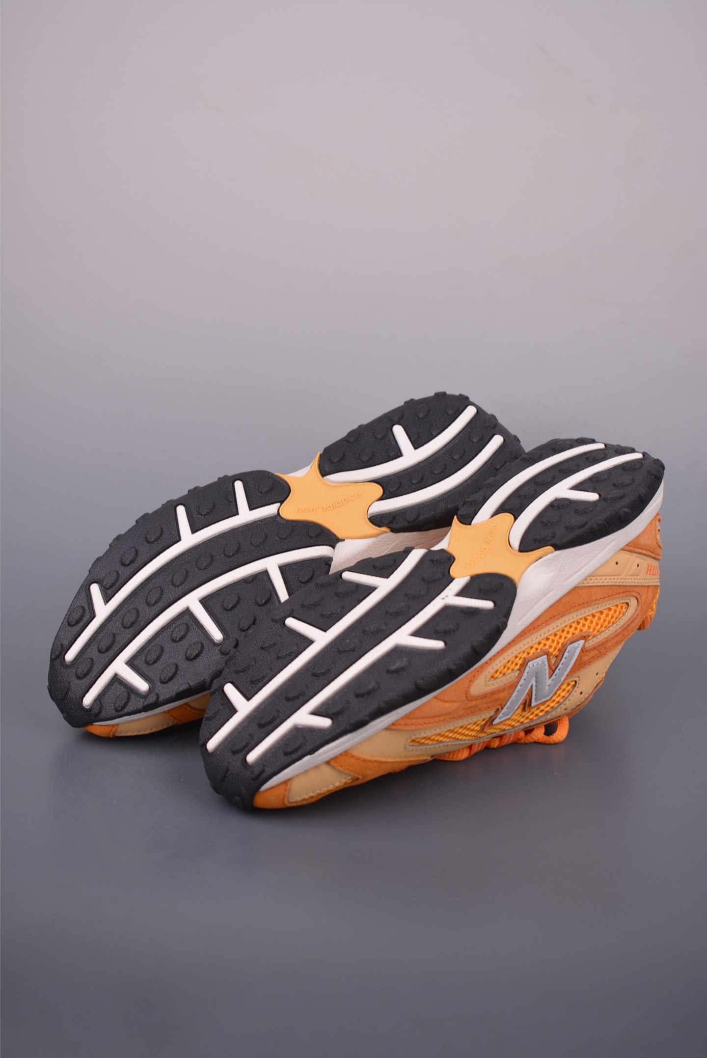 New Balance 204 Retro Casual Dad Running Shoes - U204LKTI818 4 i1755385672272 4403 0 2