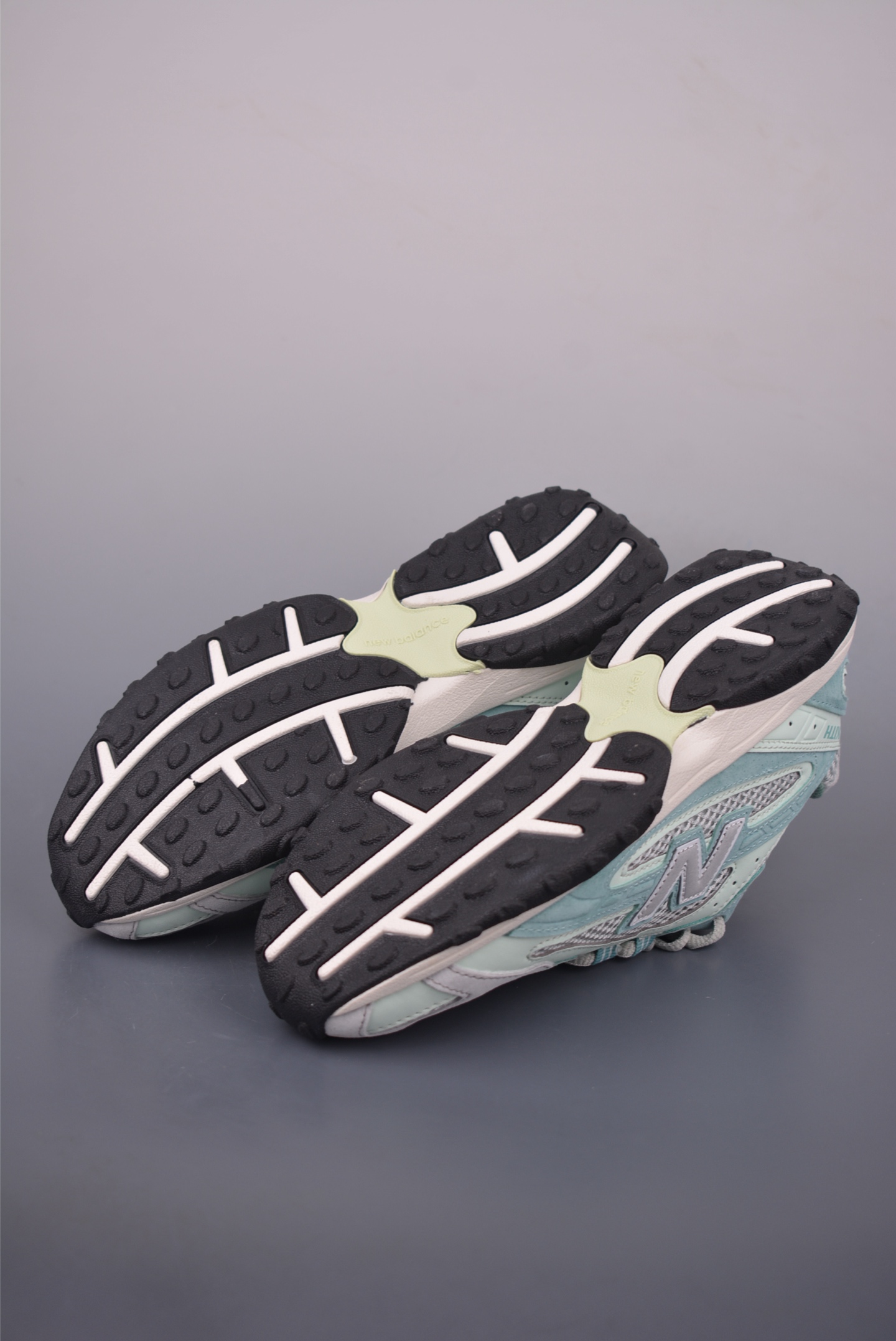 New Balance 204 Series Retro Casual Running Shoes - Versatile & Stylish 4 i1755385697788 4576 0 2