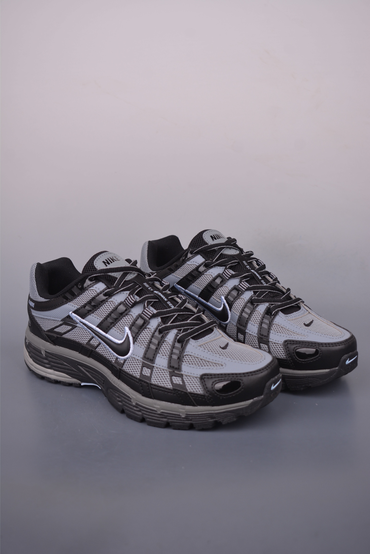 Nike Initiator Running Shoes Retro Dad Sneakers - Style & Comfort Combined 2 i1755386244975 79 0 0