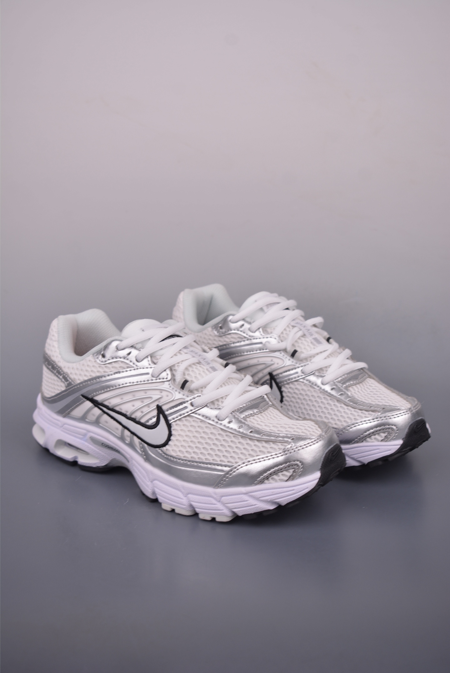 Nike Air Max Moto 2K Running Shoes - Comfortable and Versatile Low Top 2 i1755386425959 8227 0 0