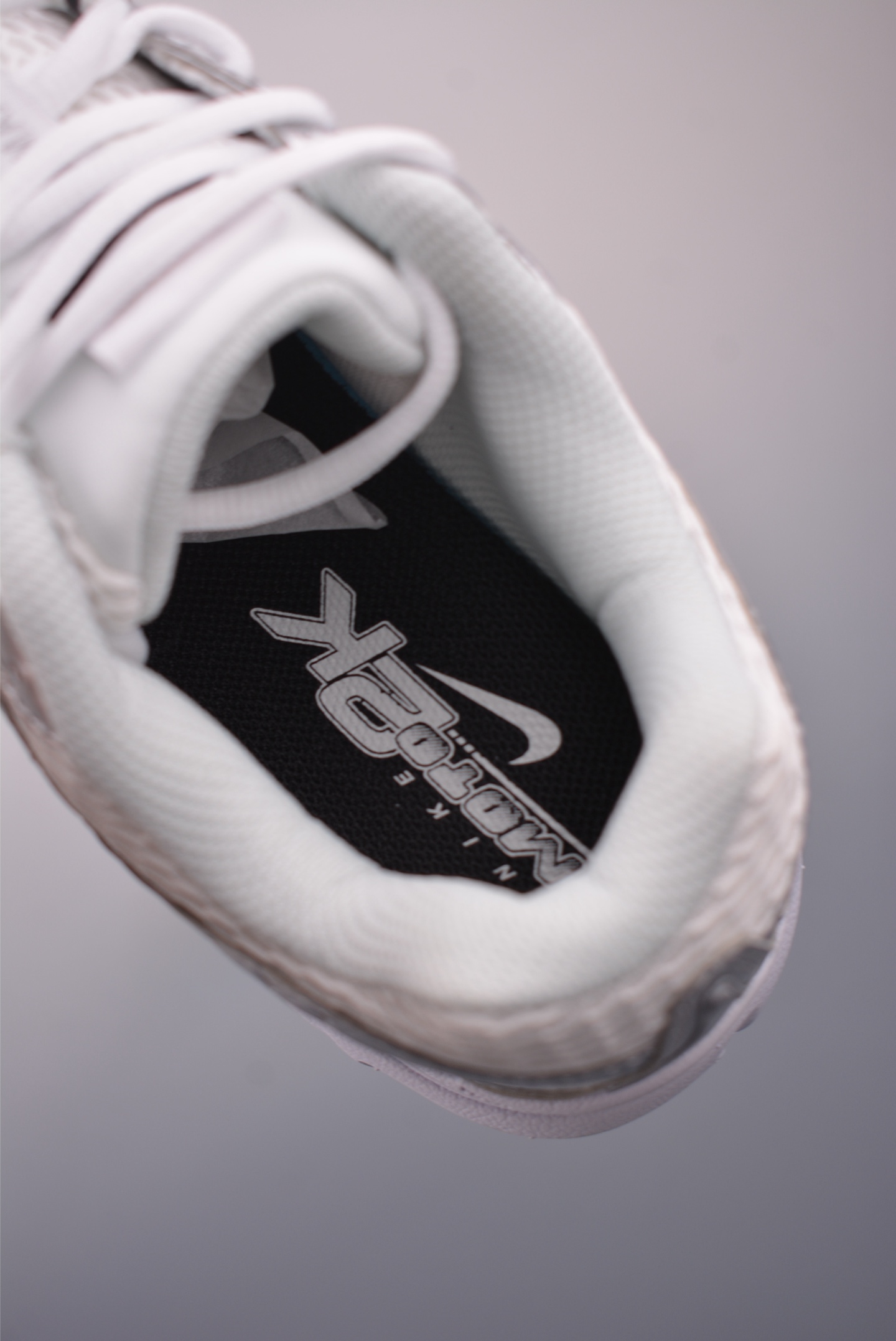 Nike Air Max Moto 2K Running Shoes - Comfortable and Versatile Low Top 10 i1755386427424 6074 0 8