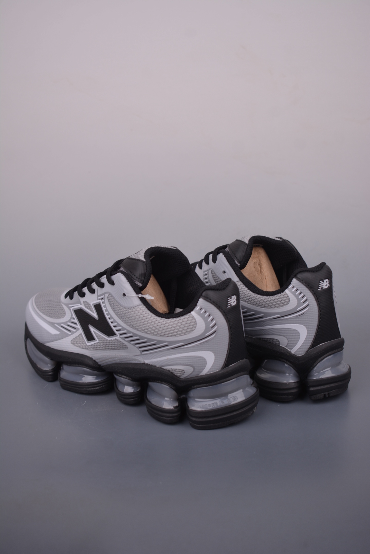 New Balance 新百伦 M2000系列 时尚百搭 织物人造革猪皮 网面休闲鞋 U20003725