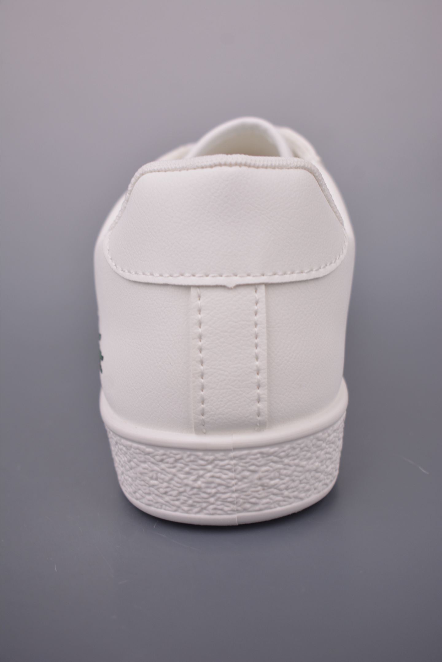 Lacoste Classic Low-Top Sneakers - Casual, Comfortable, and Stylish for Everyday Wear 4 i1755387244209 8164 0 3