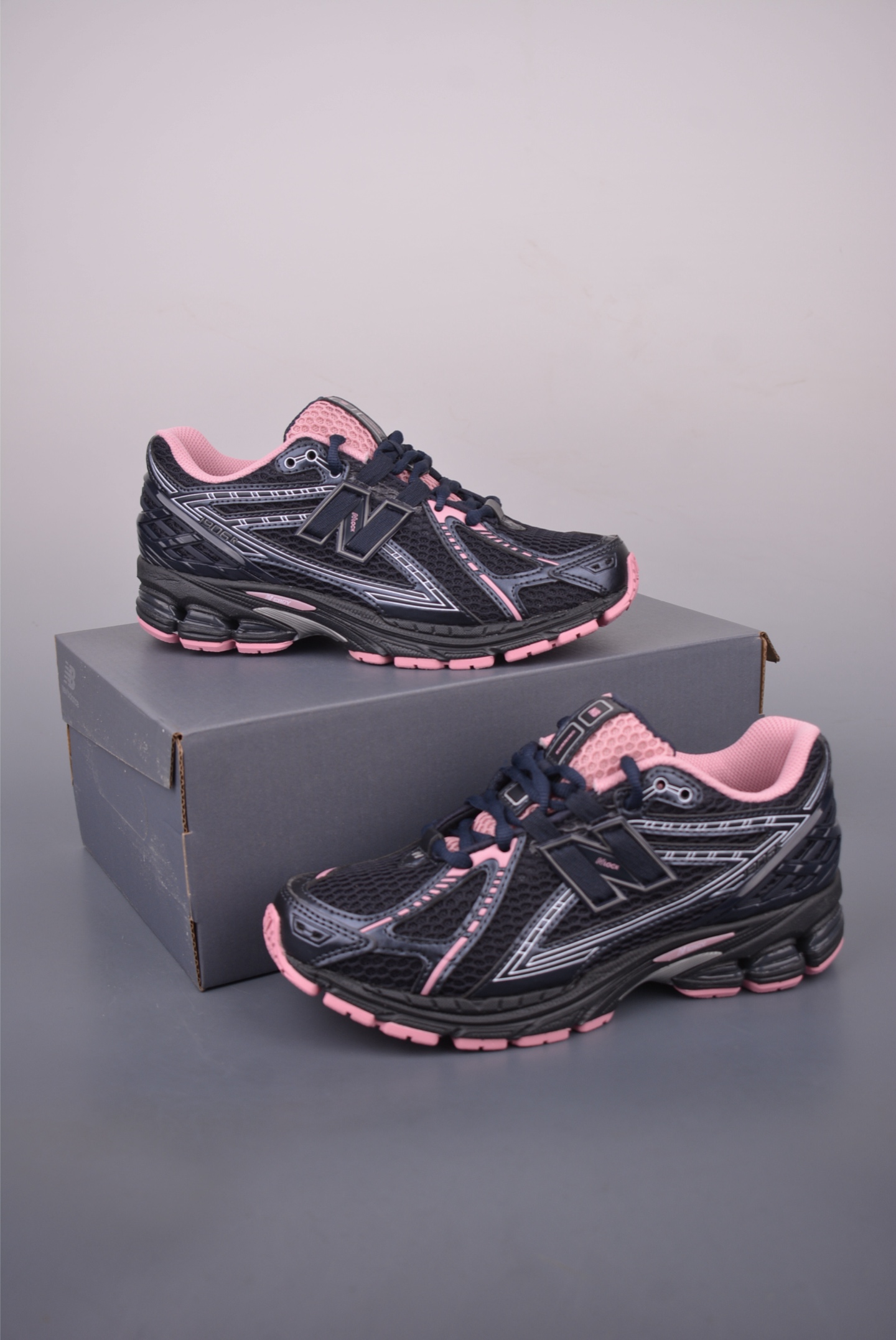 New Balance 1906R Series Retro Running Shoes - Black/Pink 5 i1755387359247 1908 0 4