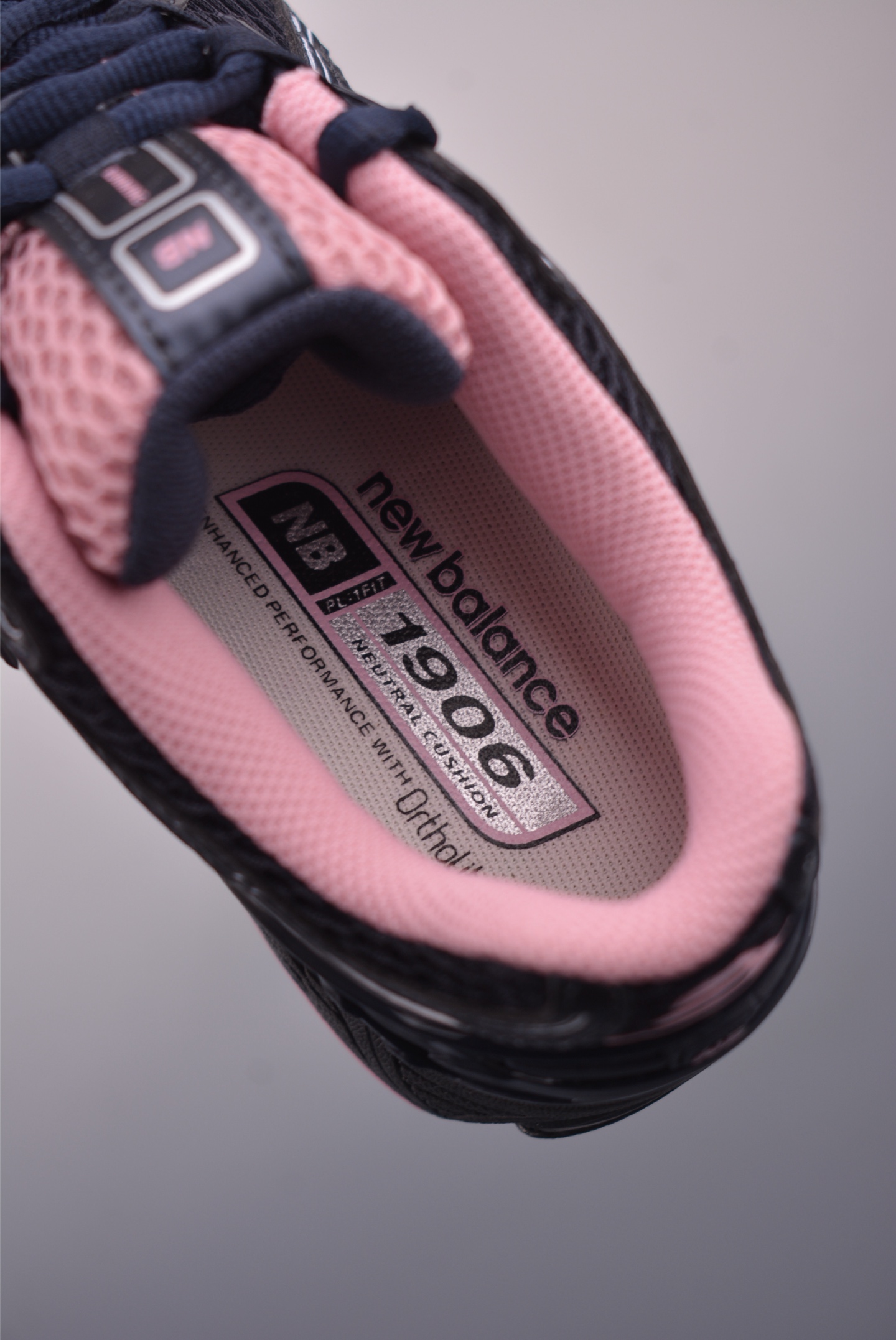 New Balance 1906R Series Retro Running Shoes - Black/Pink 9 i1755387362778 6401 0 8