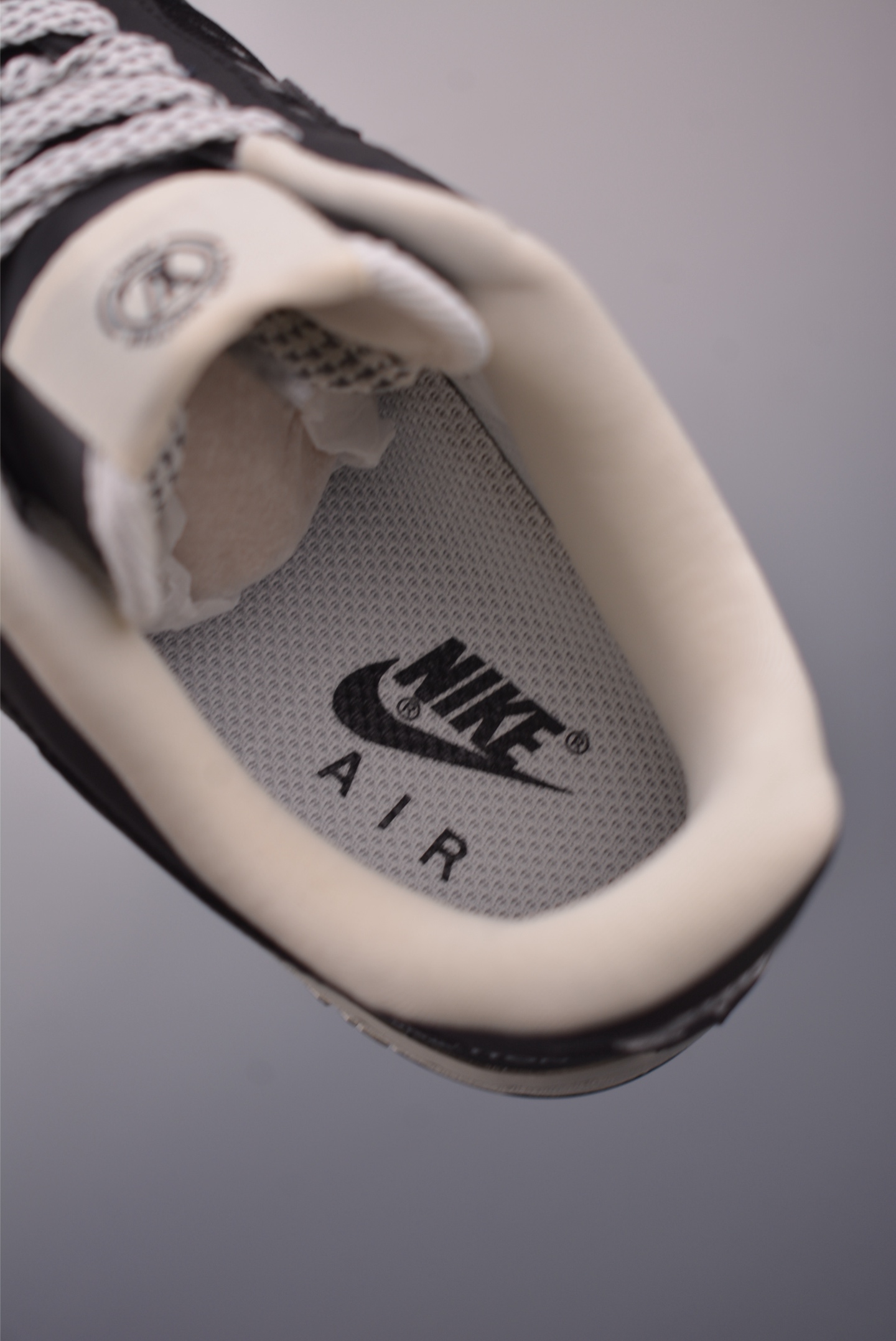 Nike Air Force 1 Low Louis Vuitton Collab Sneakers - Limited Edition 10 i1755387418395 6165 0 8