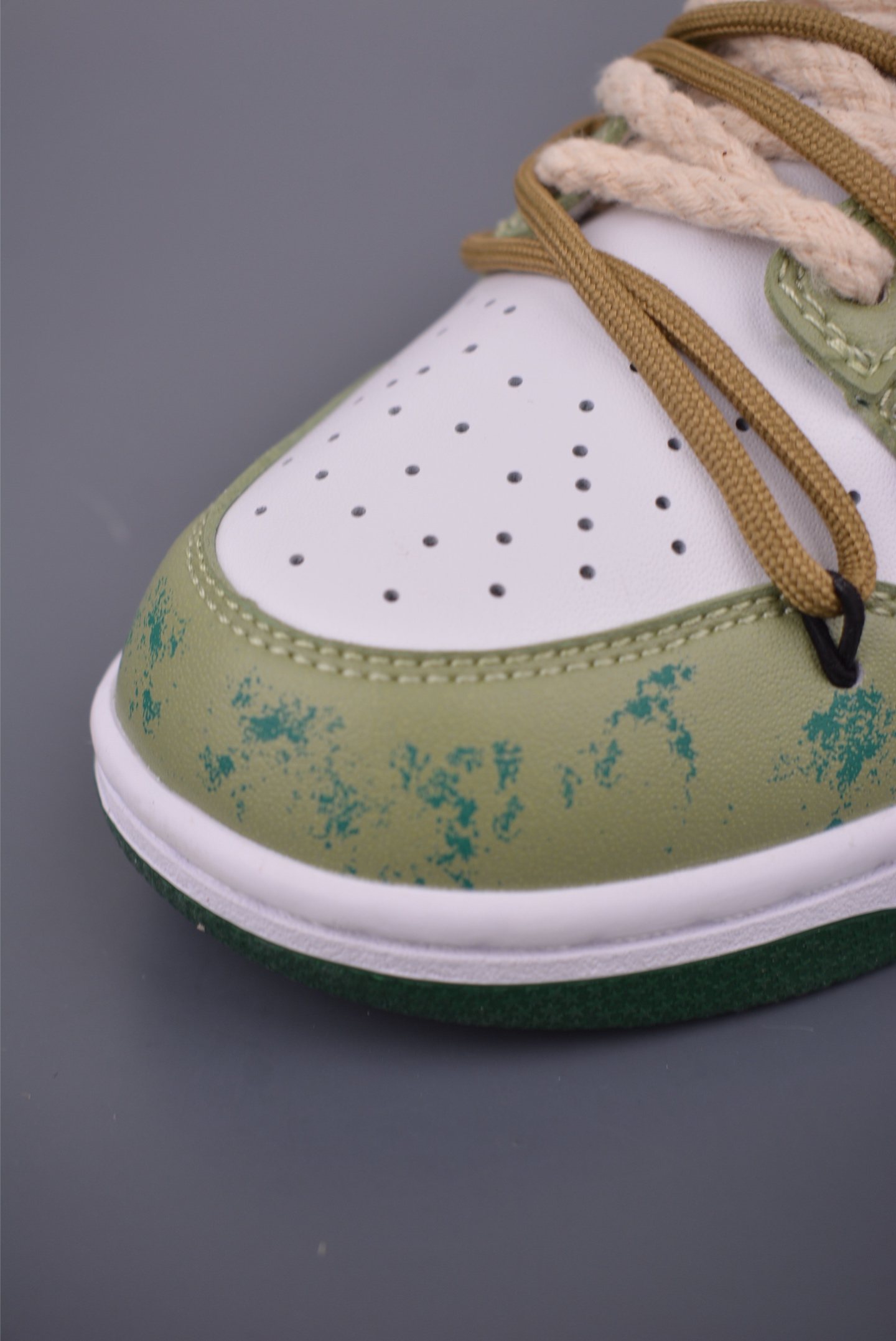 Nike SB Dunk Low 军绿 解构绑带 DD1391-101