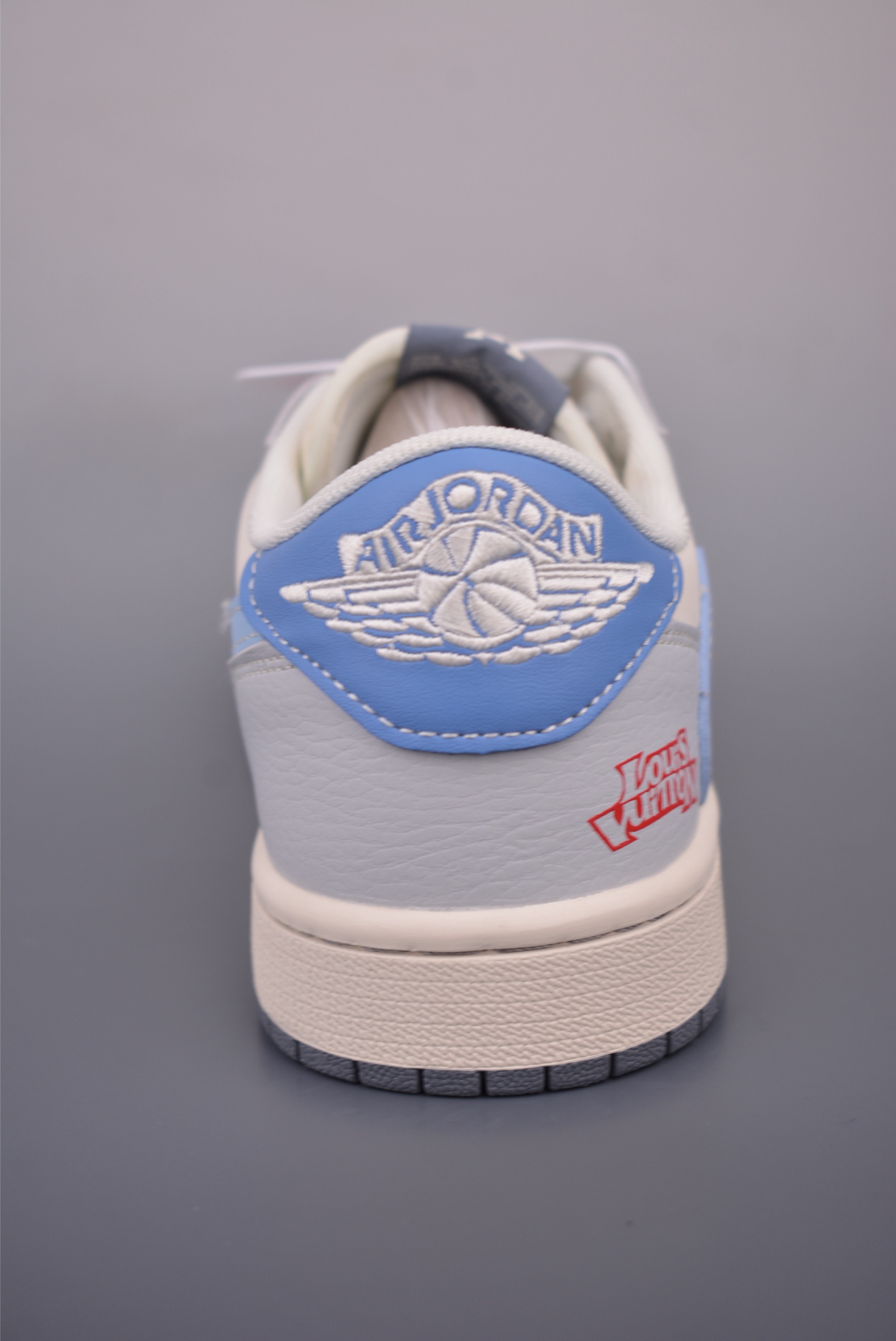 Fragment Design x Louis Vuitton Air Jordan 1 Low Top Sneakers 5 i1755388272873 7843 0 3