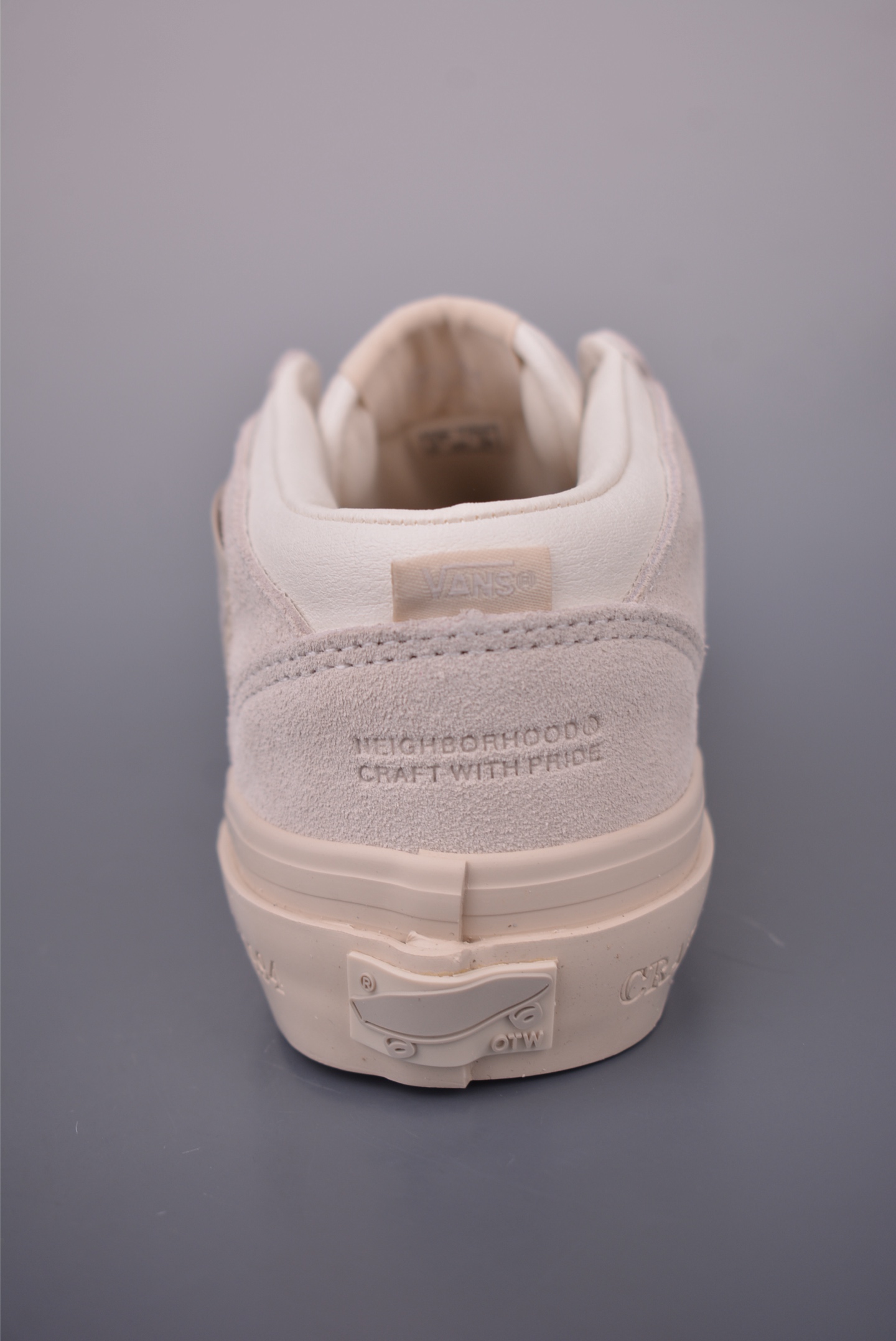 Neighborhood x Vans Half Cab Beige Sneakers - Tokyo Est. 1994 5 i1755472584314 1093 0 3