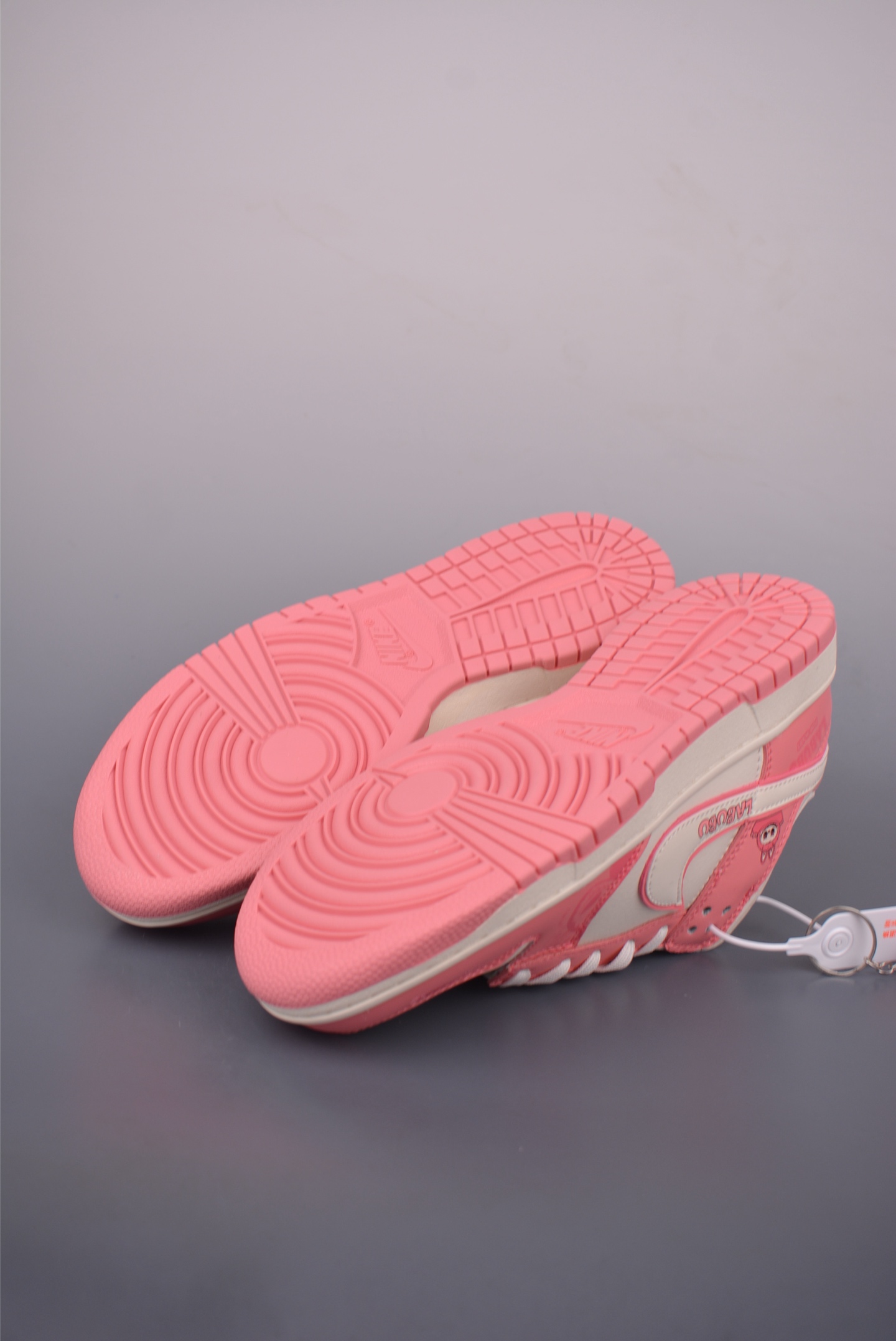 Nike SB Dunk Low LaBuBu Collab - Premium Quality, Stylish Pink & White Sneakers 3 i1755472700743 6013 0 2