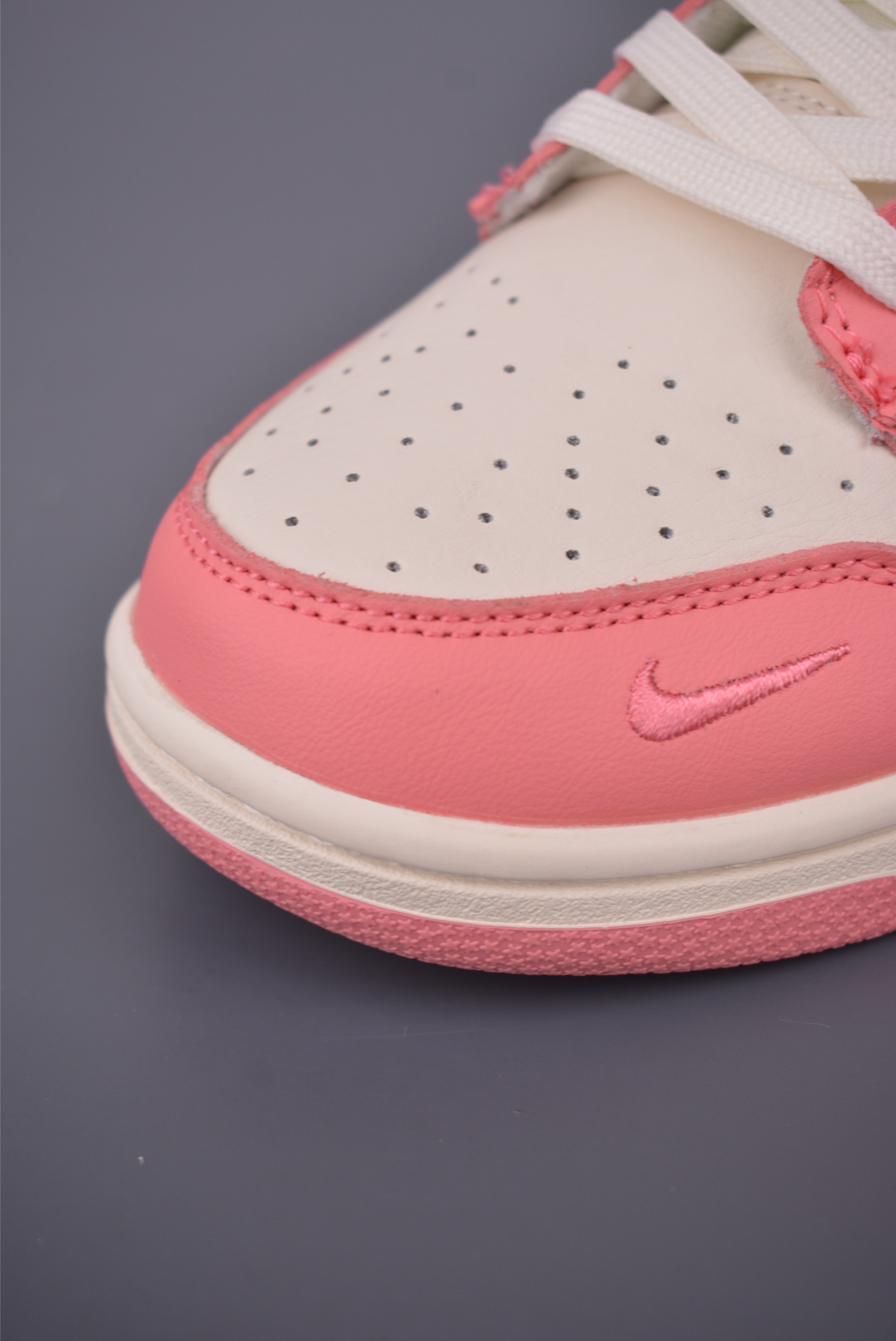 Nike SB Dunk Low LaBuBu Collab - Premium Quality, Stylish Pink & White Sneakers 6 i1755472700753 4423 0 5