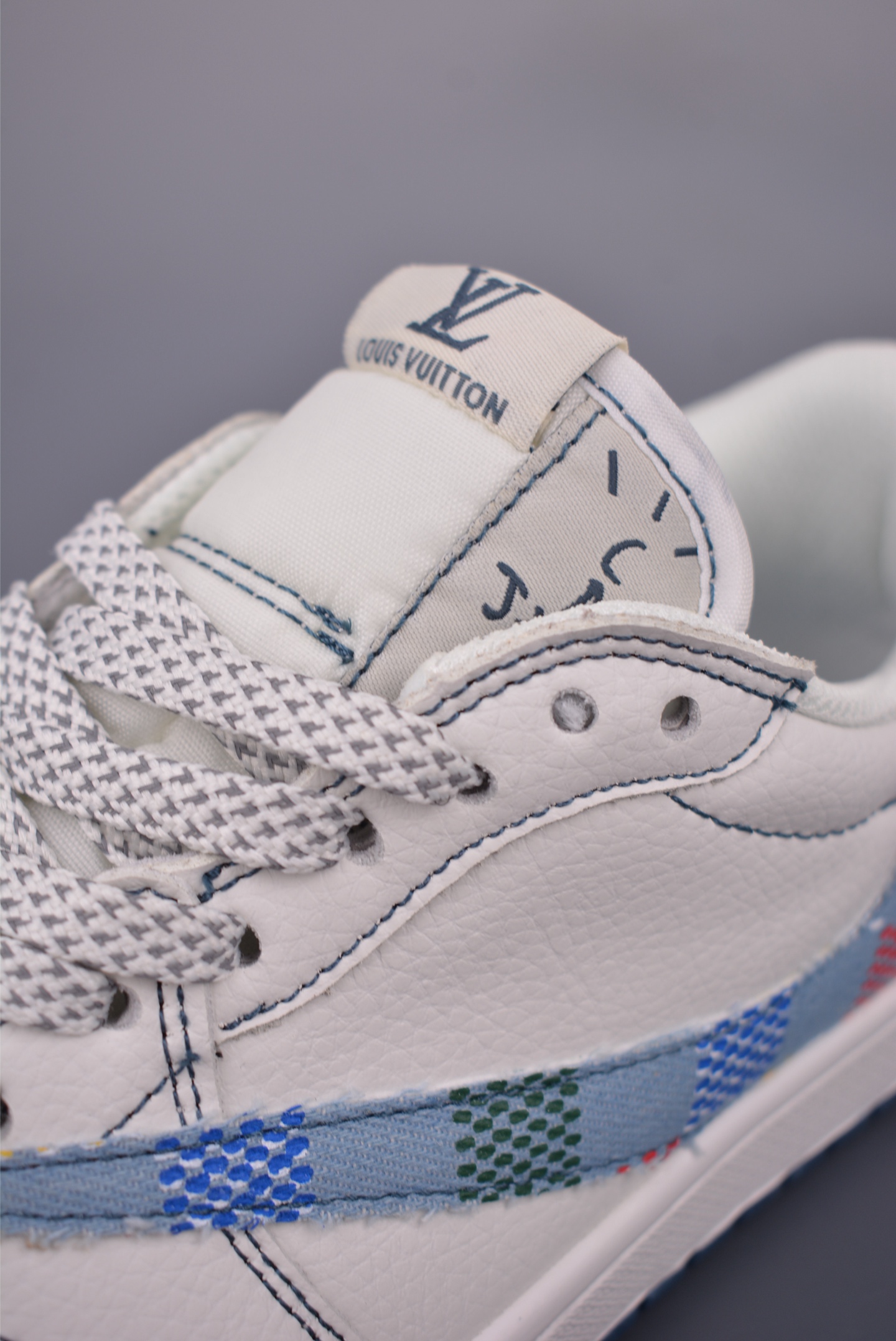 Louis Vuitton x Air Jordan 1 Low: A Stylish Fusion of Luxury and Streetwear 8 i1755472743722 7094 0 6