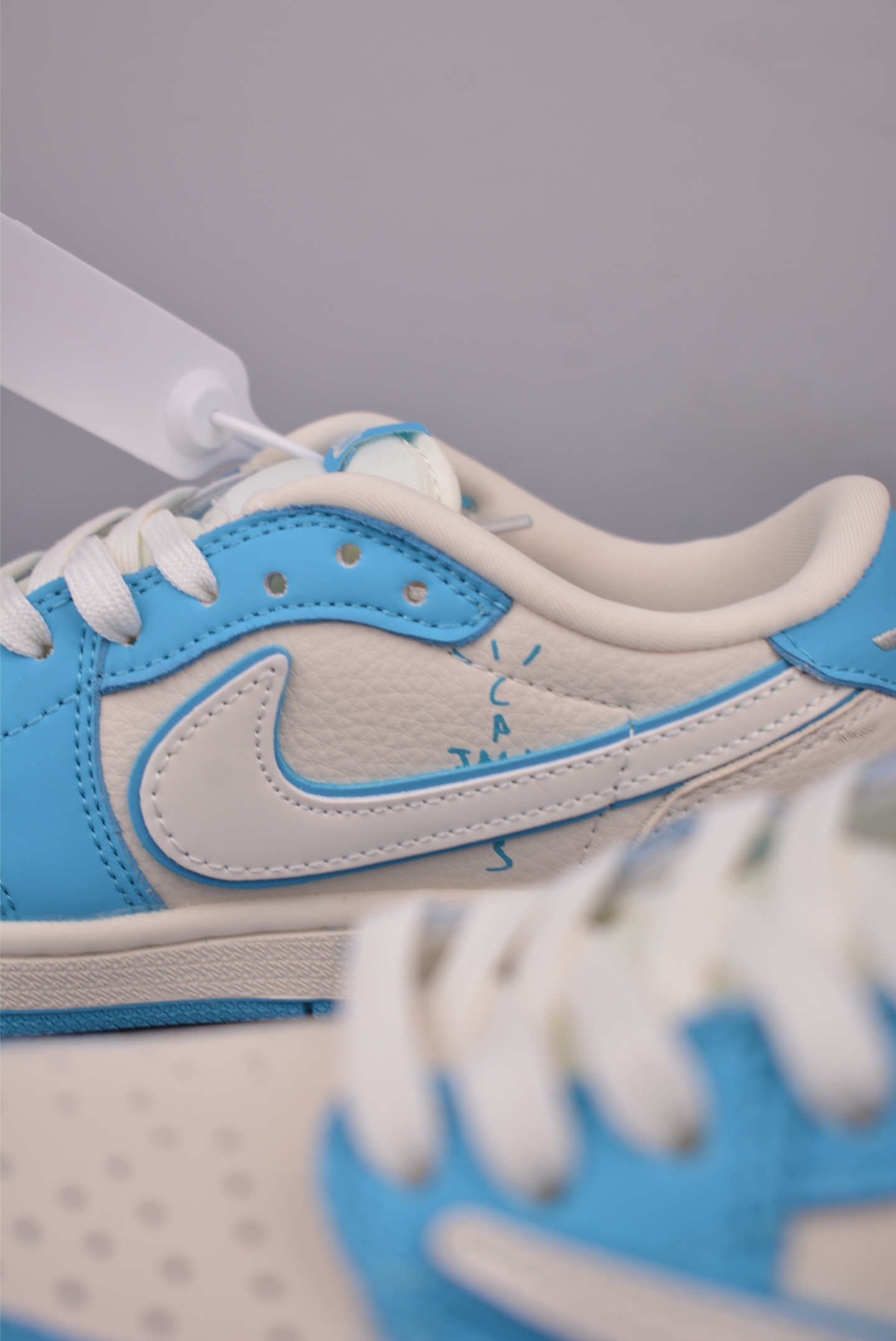 Fragment x Travis Scott x LV Air Jordan 1 Low 三方联名倒钩 XB1979-021