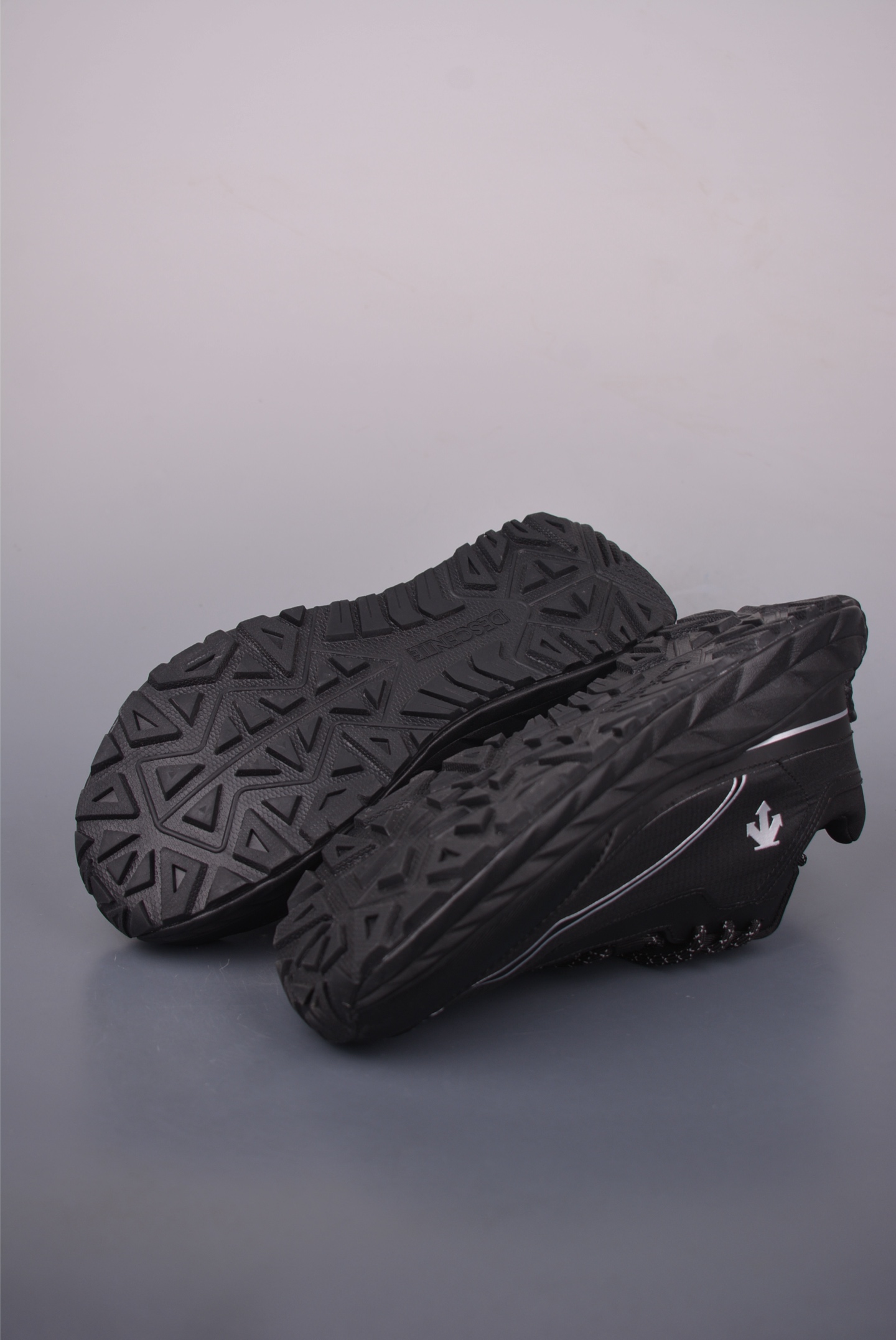 Descente Aerios FL GTX Lightweight Waterproof Trail Running Shoes for Men 3 i1755473370823 1874 0 2