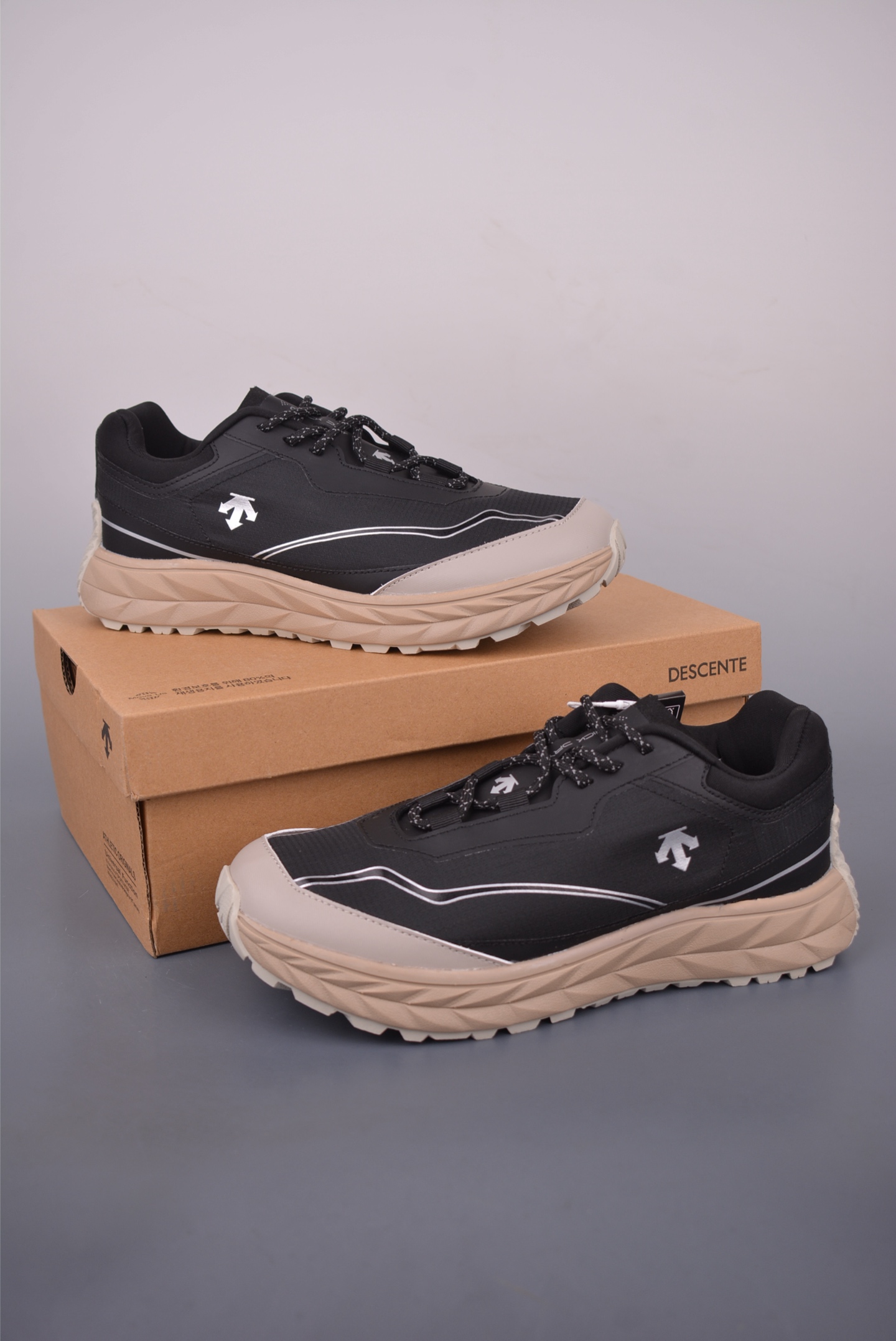 Descente Aerios FL GTX Lightweight Cushioned Trail Running Shoes - Black 4 i1755473399915 3444 0 3
