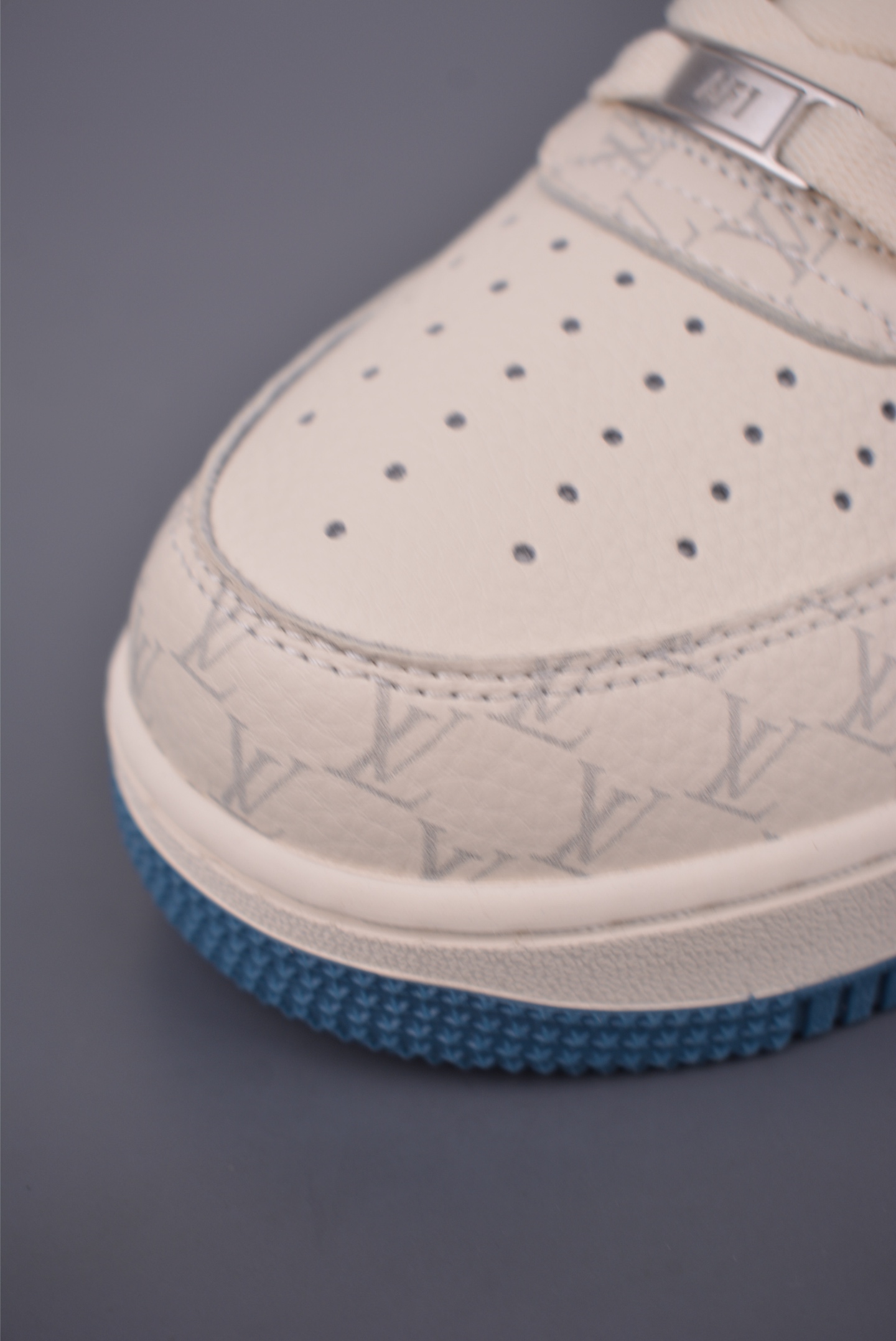 Nike Air Force 1 Low Louis Vuitton Collab Sneakers - Limited Edition 7 i1755560495643 3361 0 5