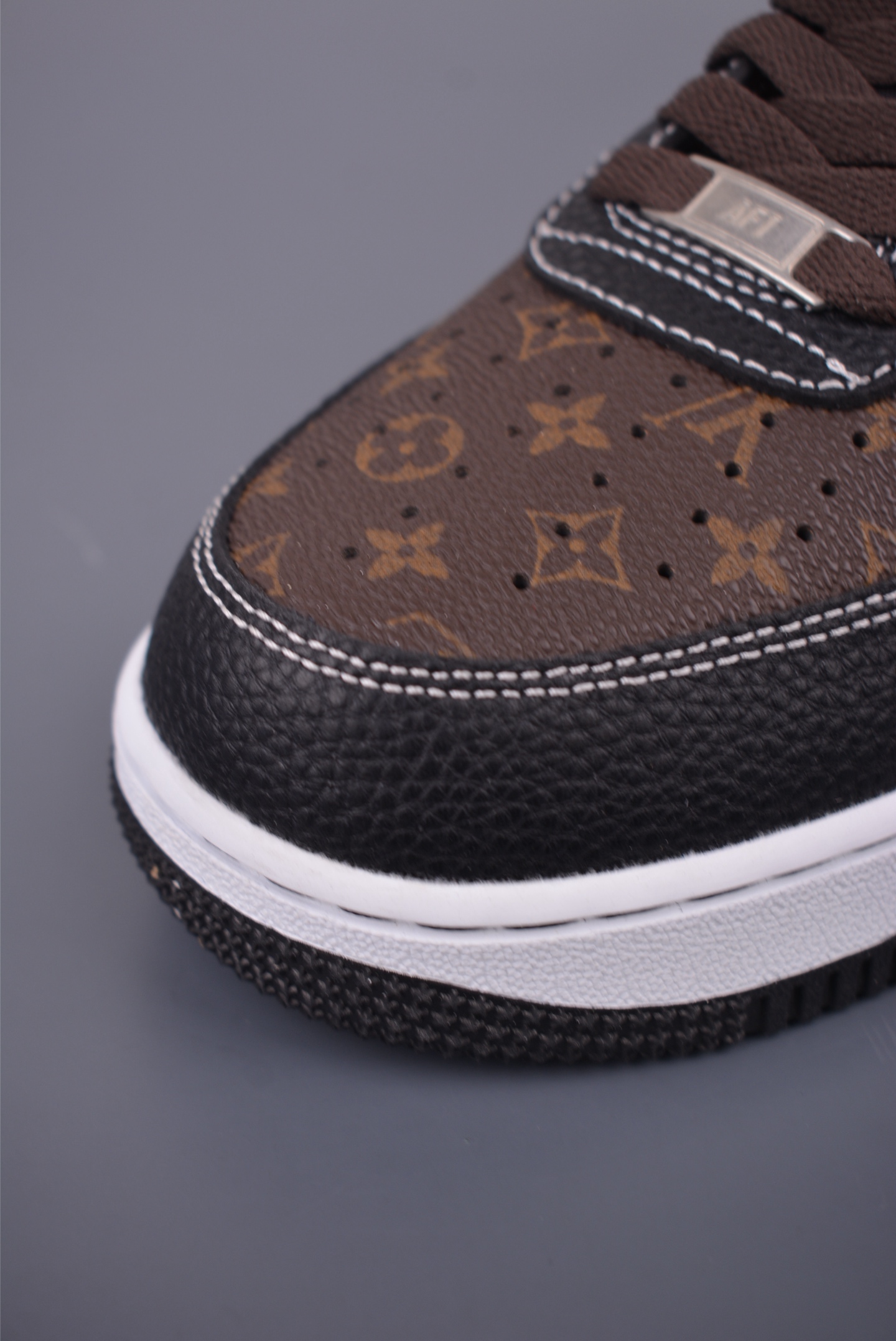 Nike Air Force 1 Low Louis Vuitton Brown/Black Sneakers - Limited Edition 6 i1755560584562 6493 0 5