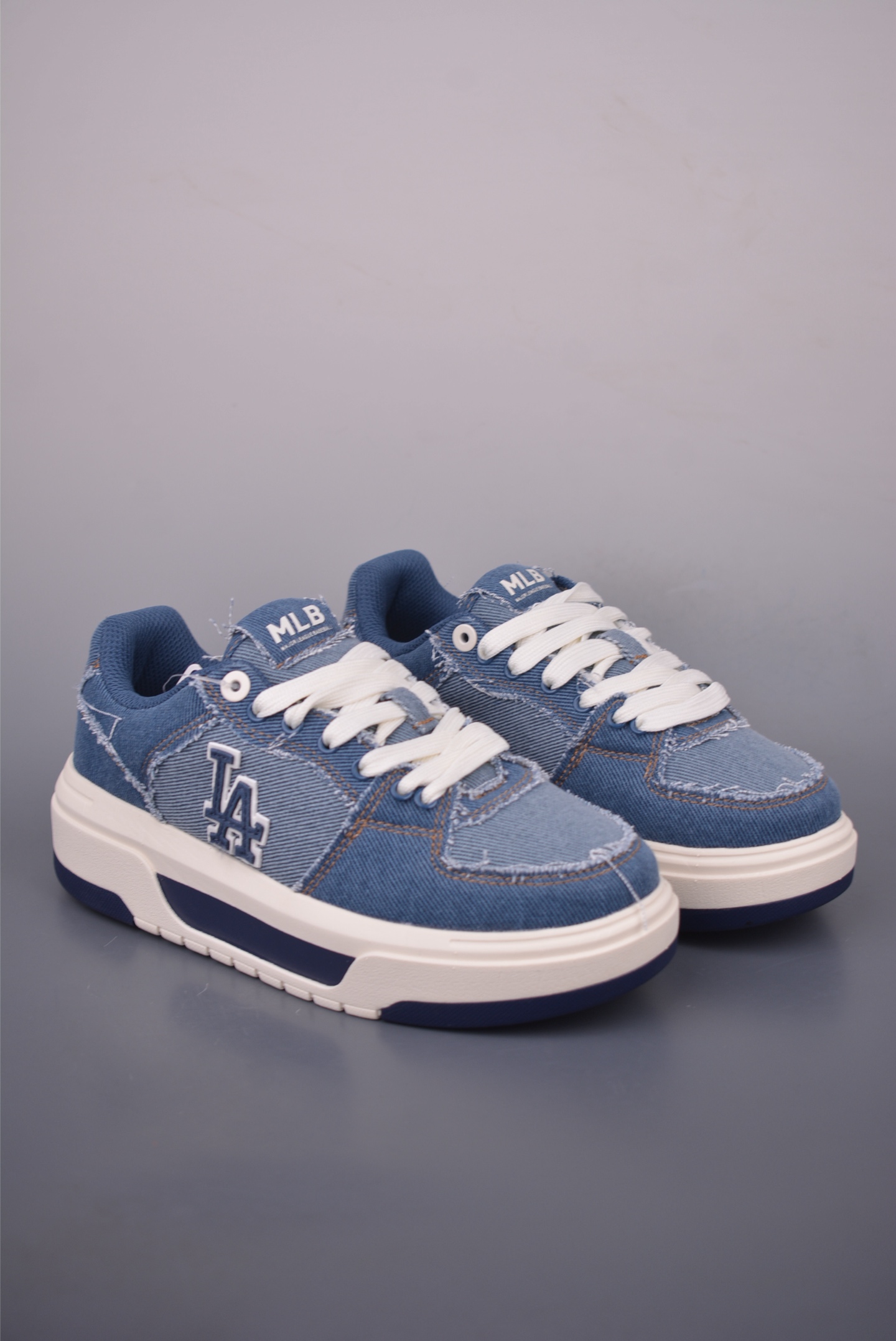 MLB Chunky Liner Denim Vintage Los Angeles Dodgers Fashion Sneakers 1 i1755561297793 1929 0 0