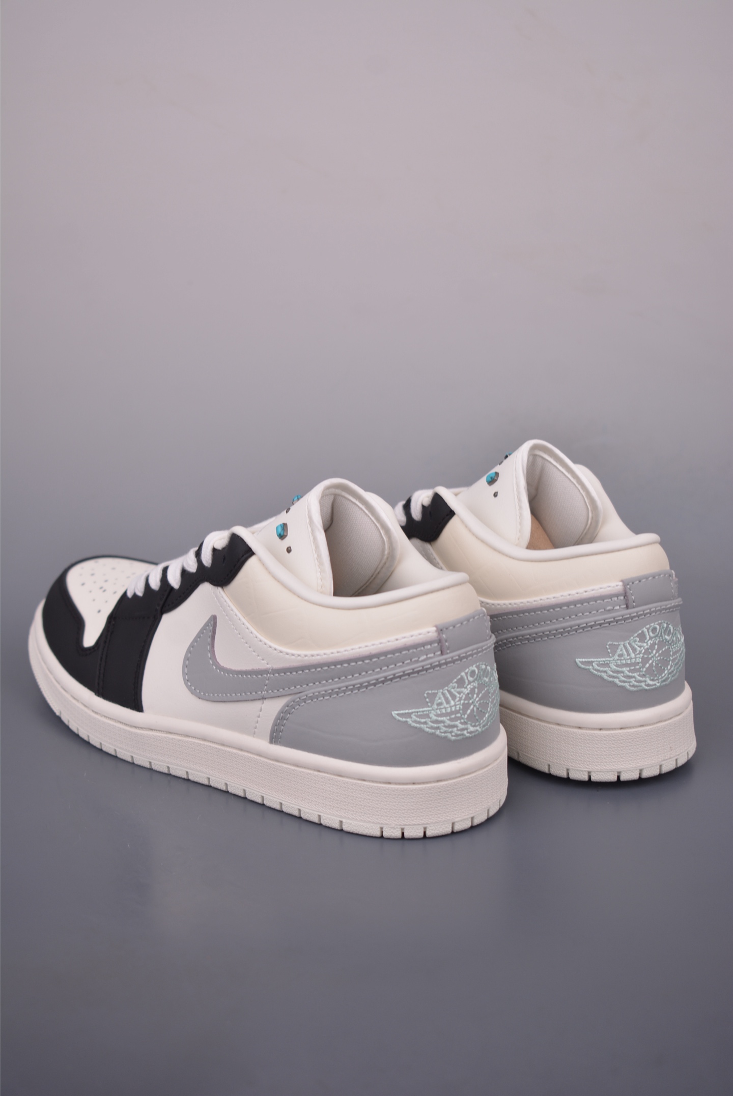 Air Jordan 1 Low White Black Grey, Original Leather, Ultimate Comfort 3 i1755561462031 9195 0 1