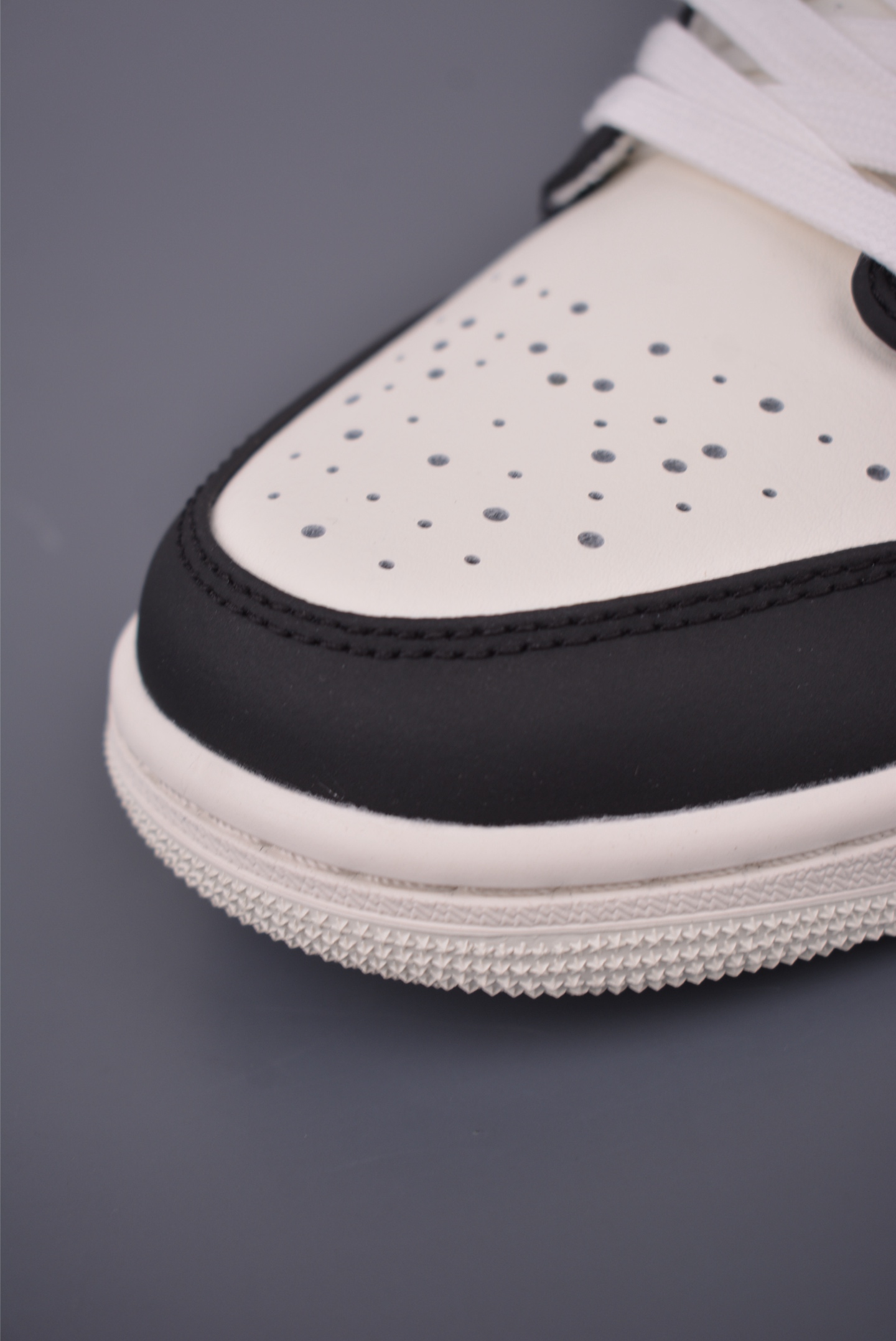 Air Jordan 1 Low White Black Grey, Original Leather, Ultimate Comfort 7 i1755561462060 1221 0 5