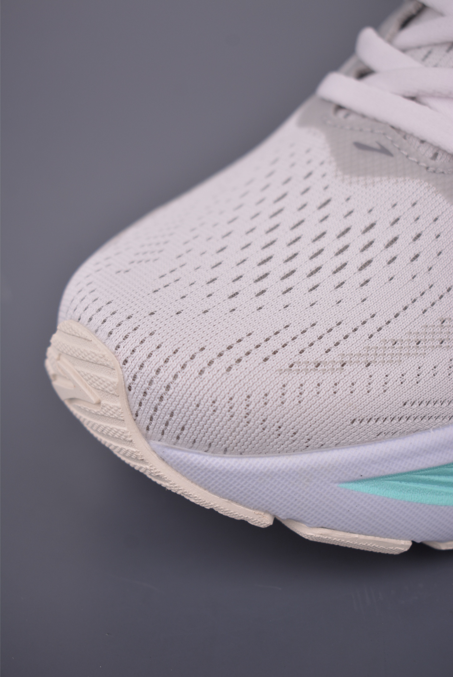 Brooks 布鲁克斯 Ghost 17 超弹轻盈跑步鞋 低帮透气缓震支撑休闲运动慢跑鞋 110442