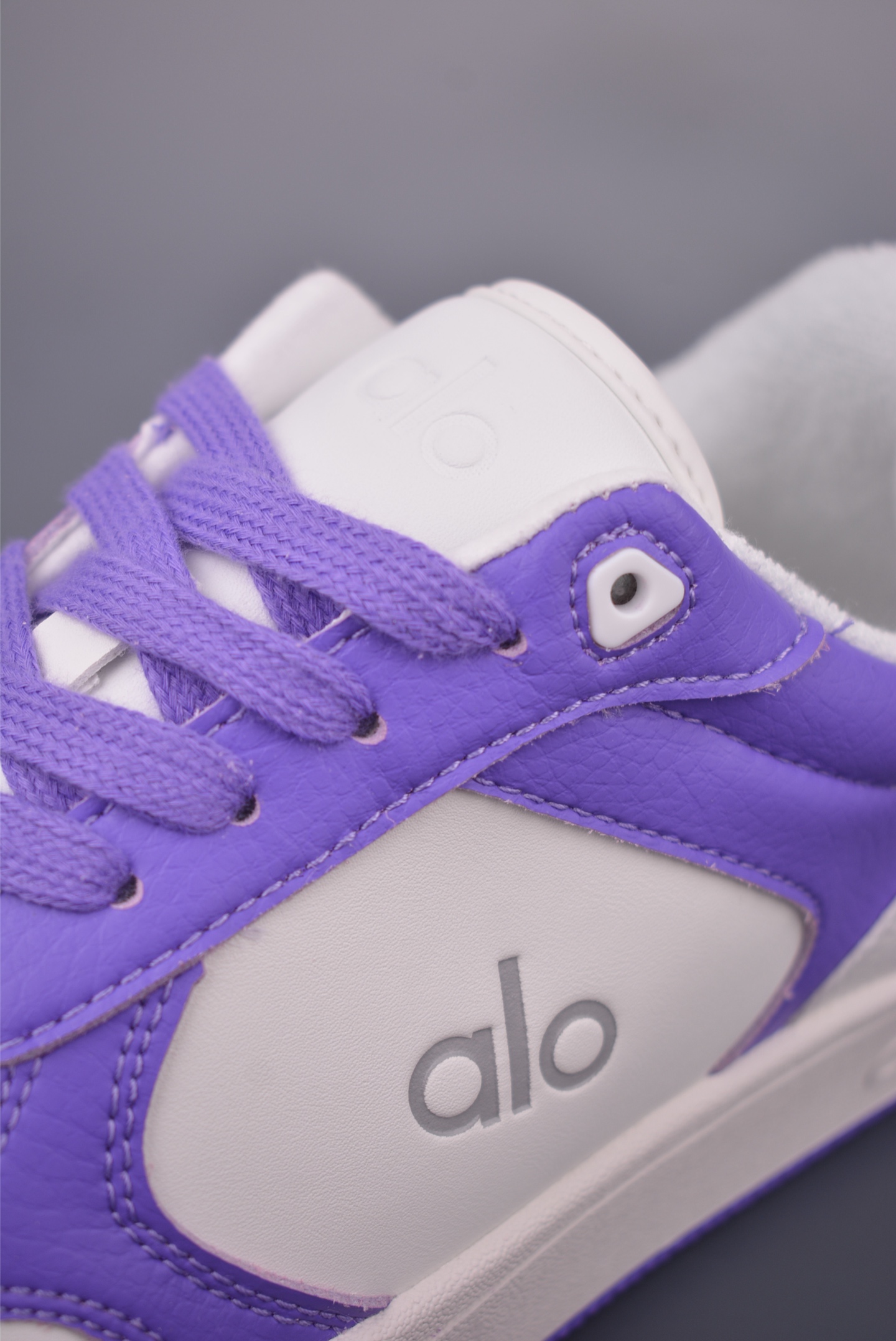 Alo Yoga Recovery Mode Low-Top Sneakers - Comfortable, Durable, and Stylish 8 i1755561726131 3659 0 6