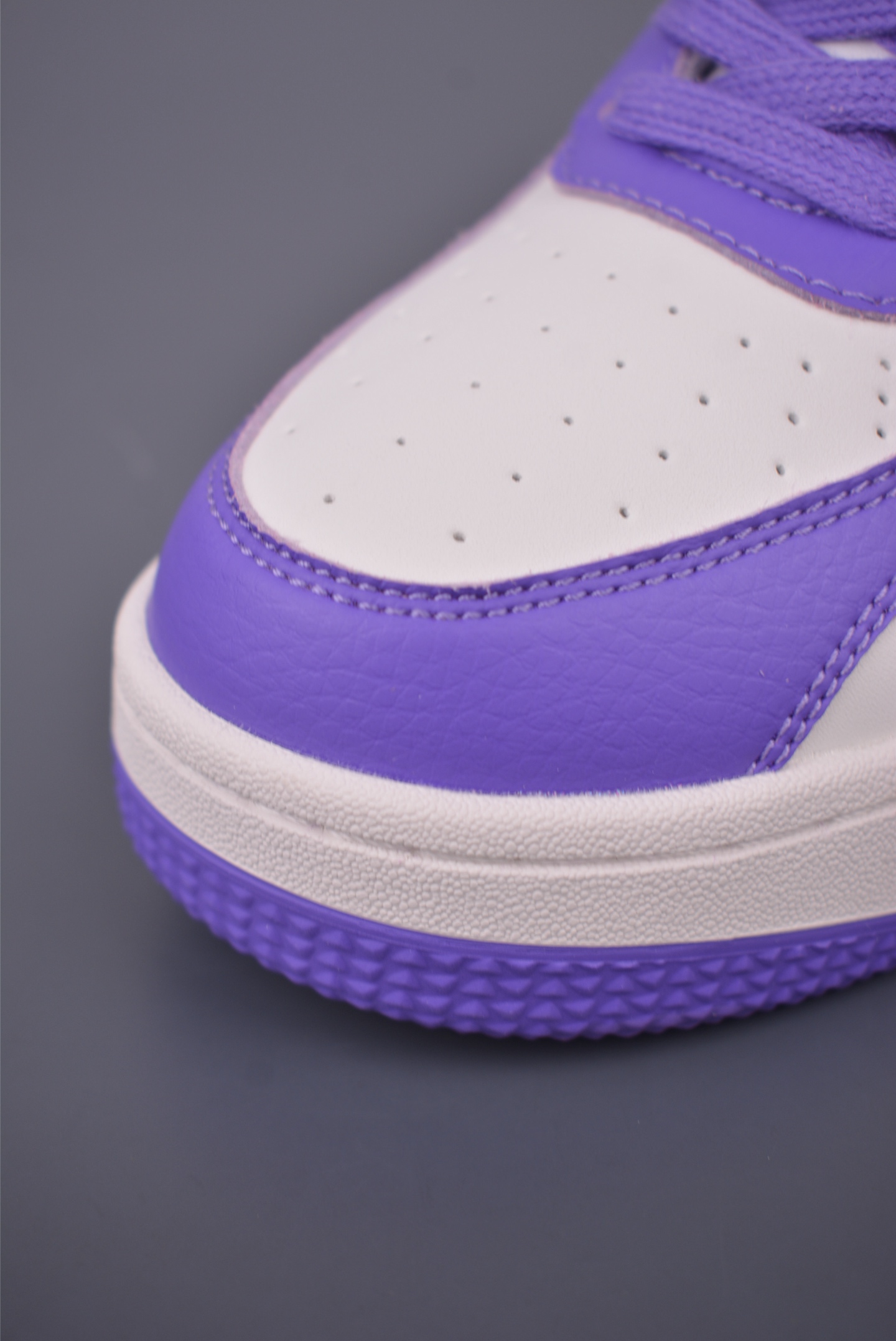 Alo Yoga Recovery Mode Low-Top Sneakers - Comfortable, Durable, and Stylish 7 i1755561727881 8686 0 5