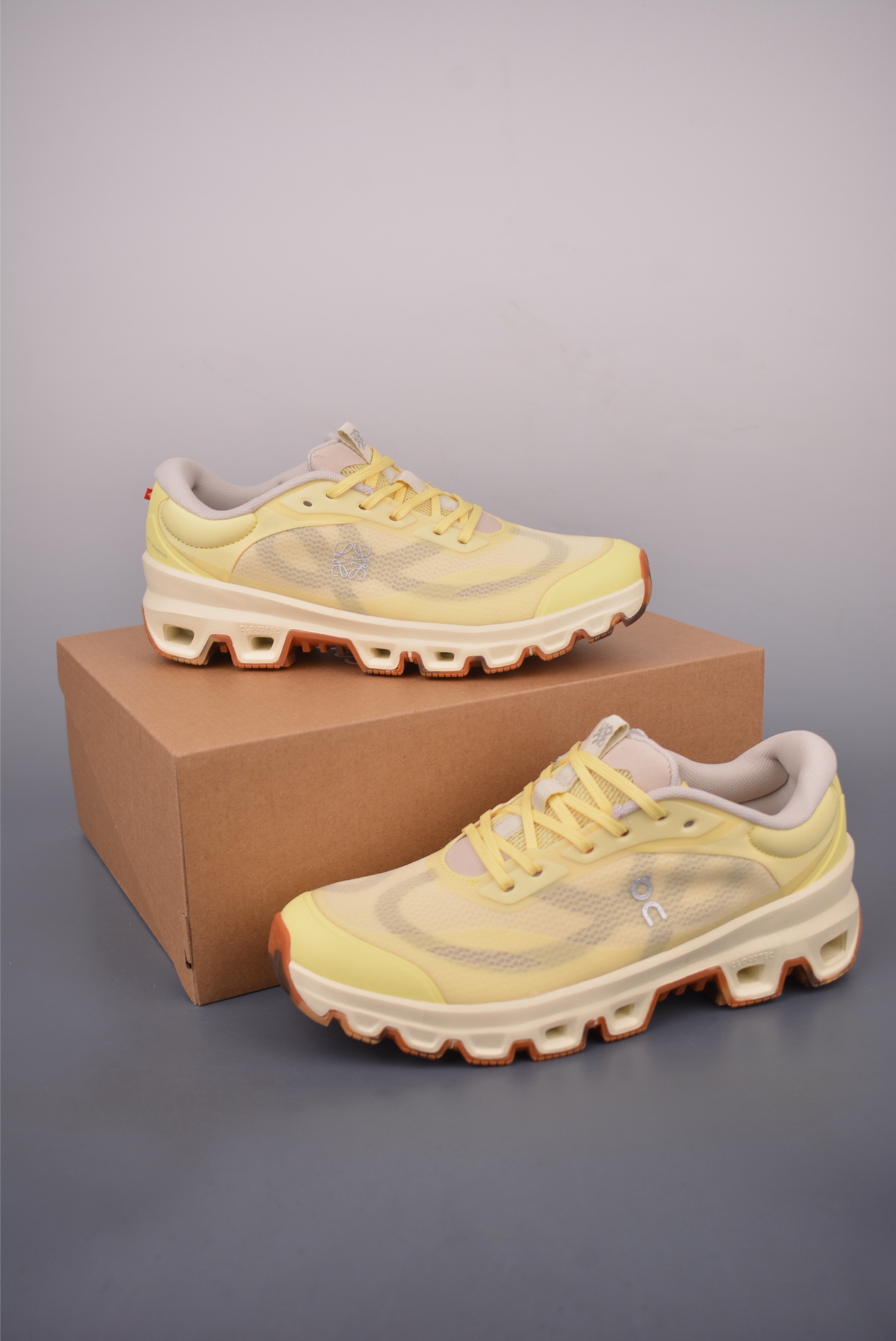Loewe x On Cloud Hi Edge Running Shoes - Urban Exploration & Street Style 6 i1755641839661 8285 0 4