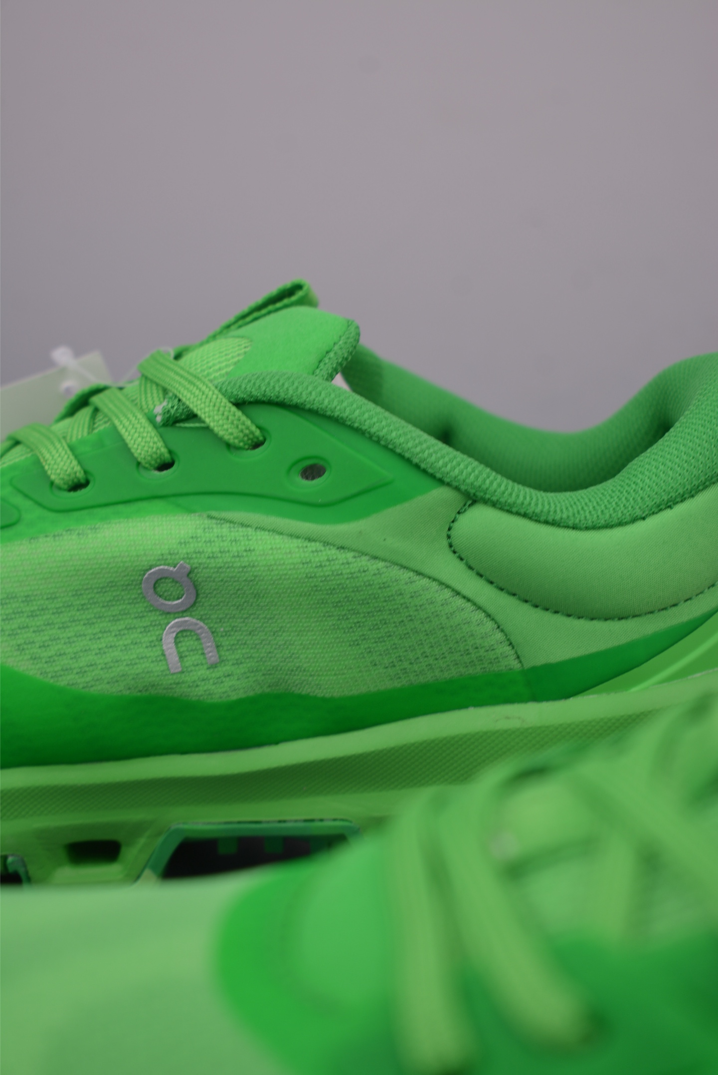 On Running x Loewe Cloud Hi Edge Green Running Shoes - Urban Exploration 8 i1755641873661 7456 0 7