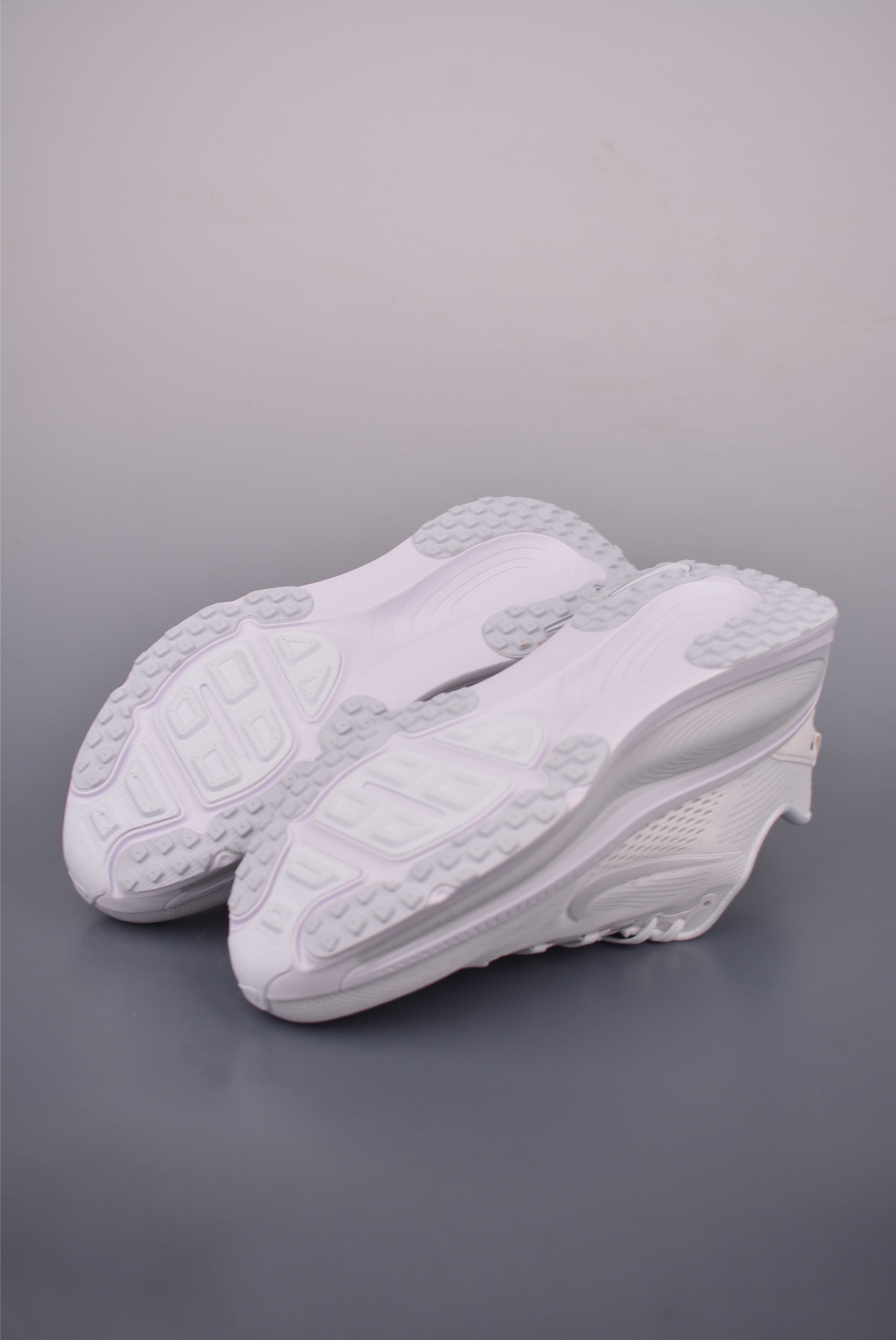 Nike Air Zoom Vomero Plus Running Shoes - Ultimate Cushioning & Performance 4 i1755642250374 6402 0 2