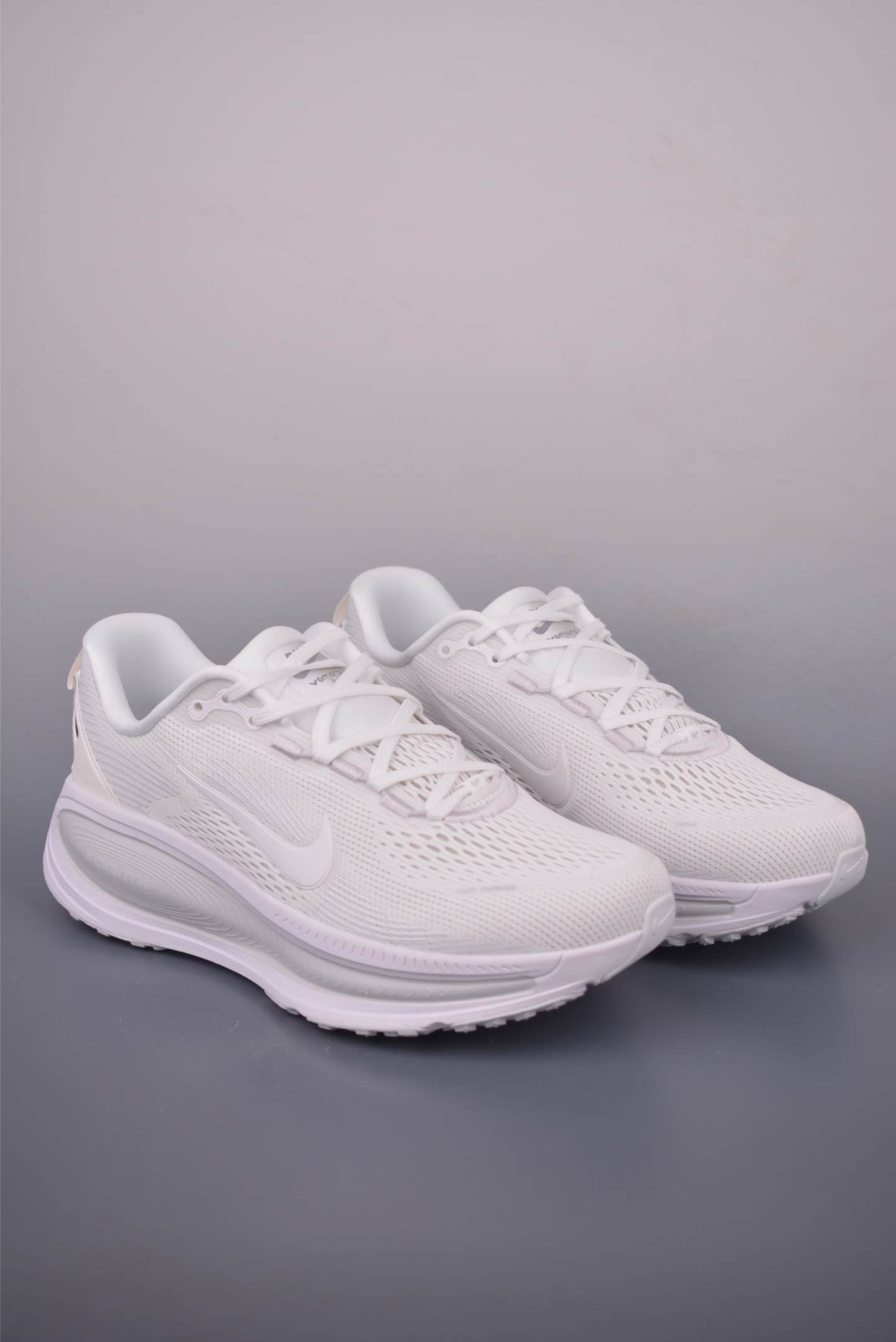 Nike Air Zoom Vomero Plus Running Shoes - Ultimate Cushioning & Performance 2 i1755642252188 274 0 0