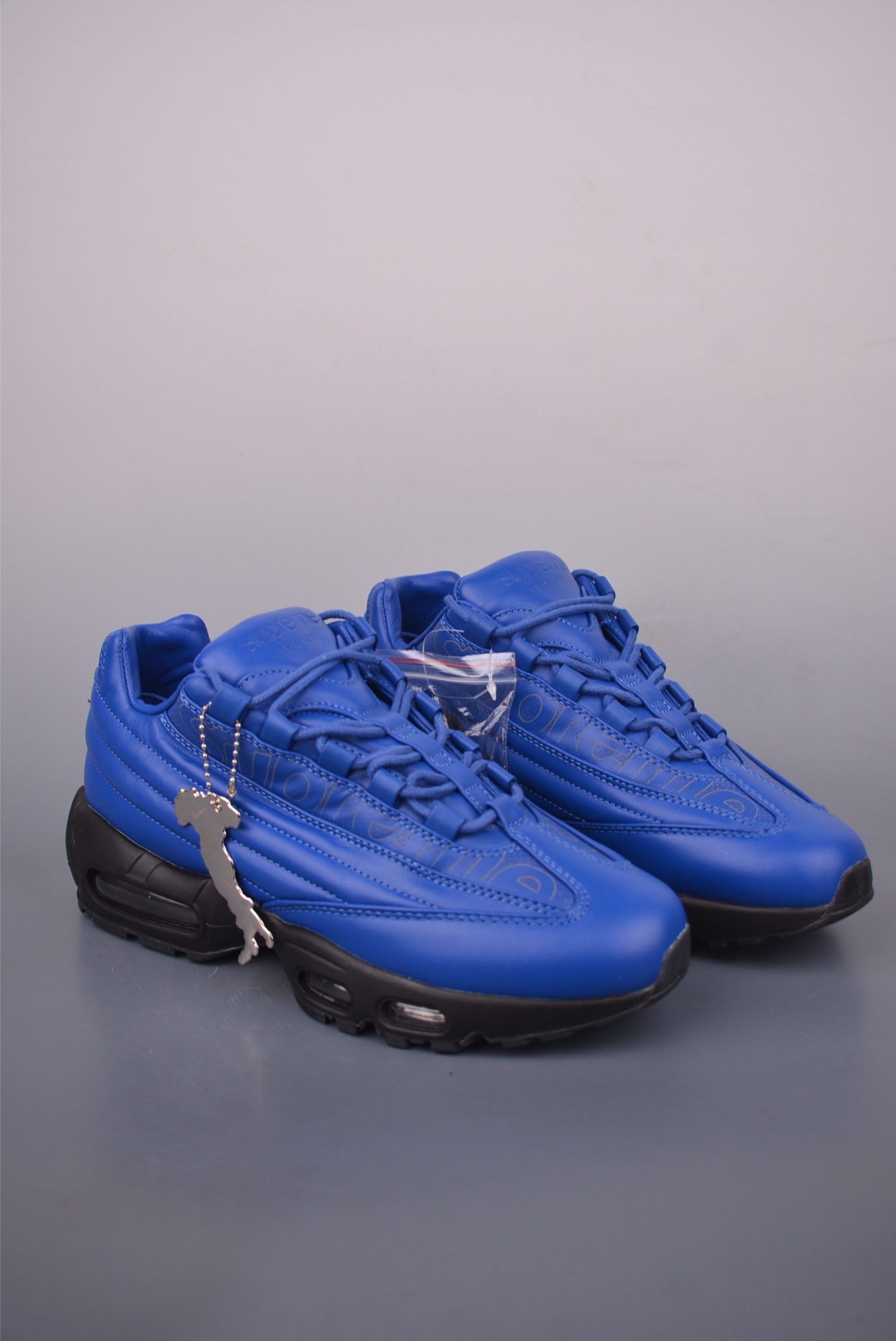 Nike Air Max 95 LUX Supreme Running Shoes - Blue, Air Cushioning 2 i1755642290152 6807 0 0